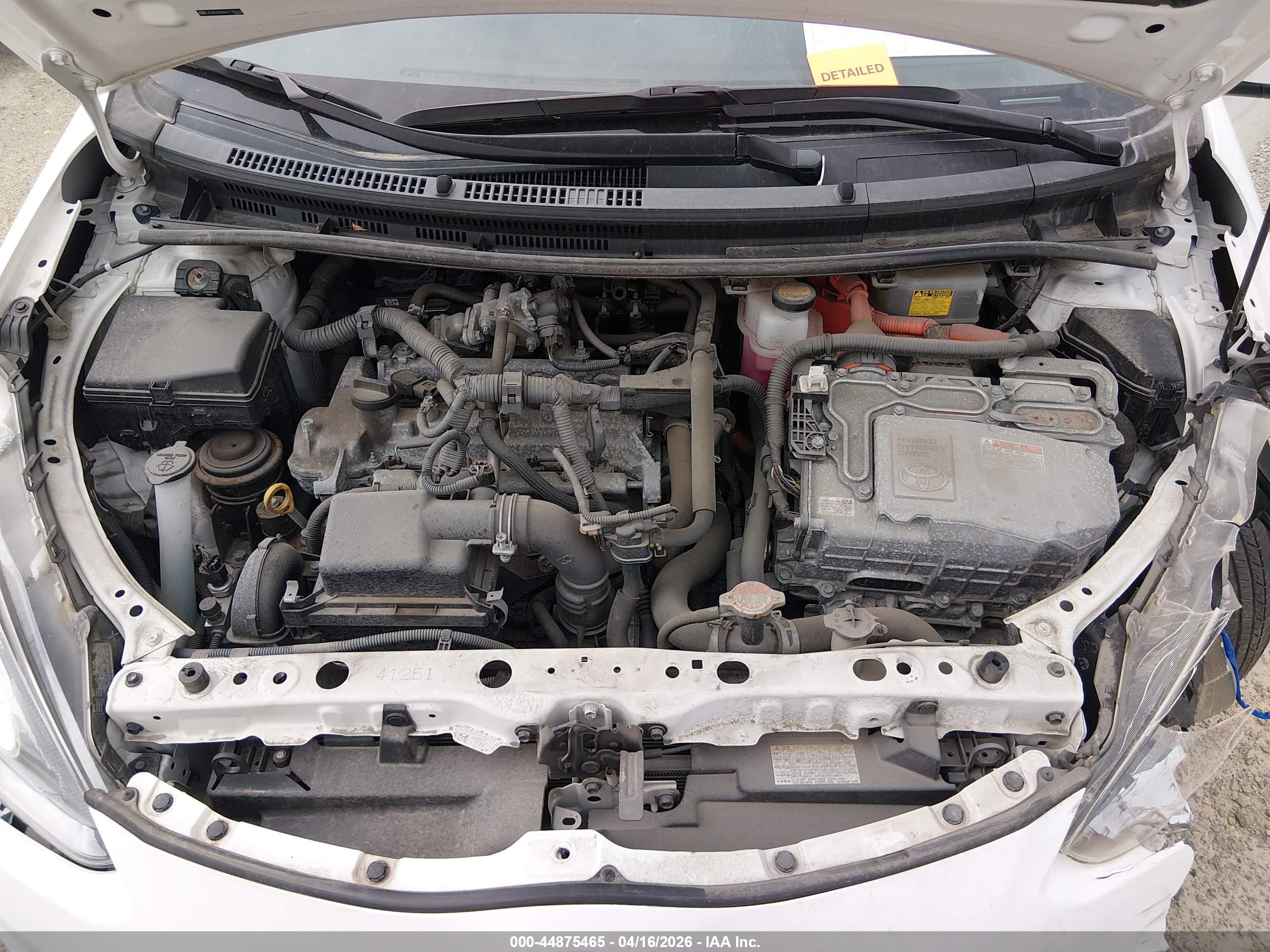 TOYOTA PRIUS image 10