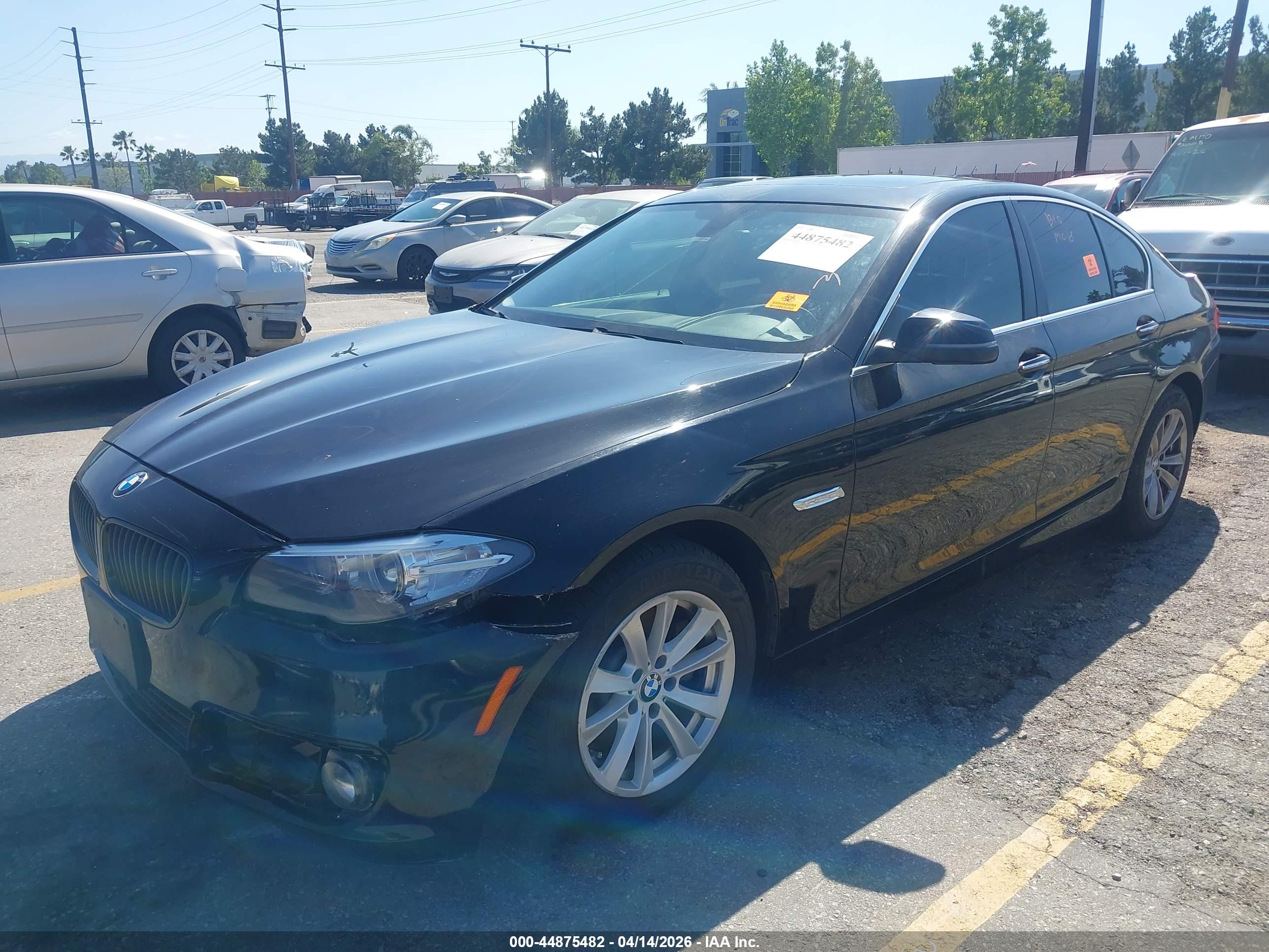BMW 528I image 2