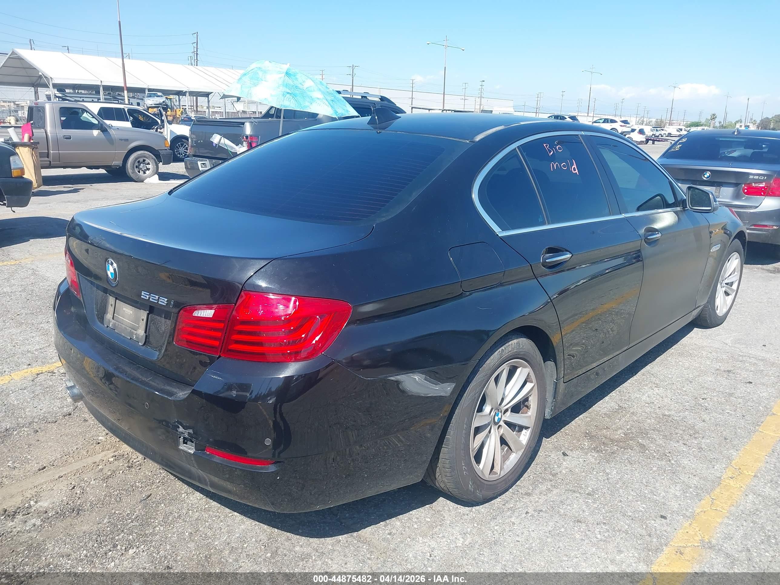 BMW 528I image 4