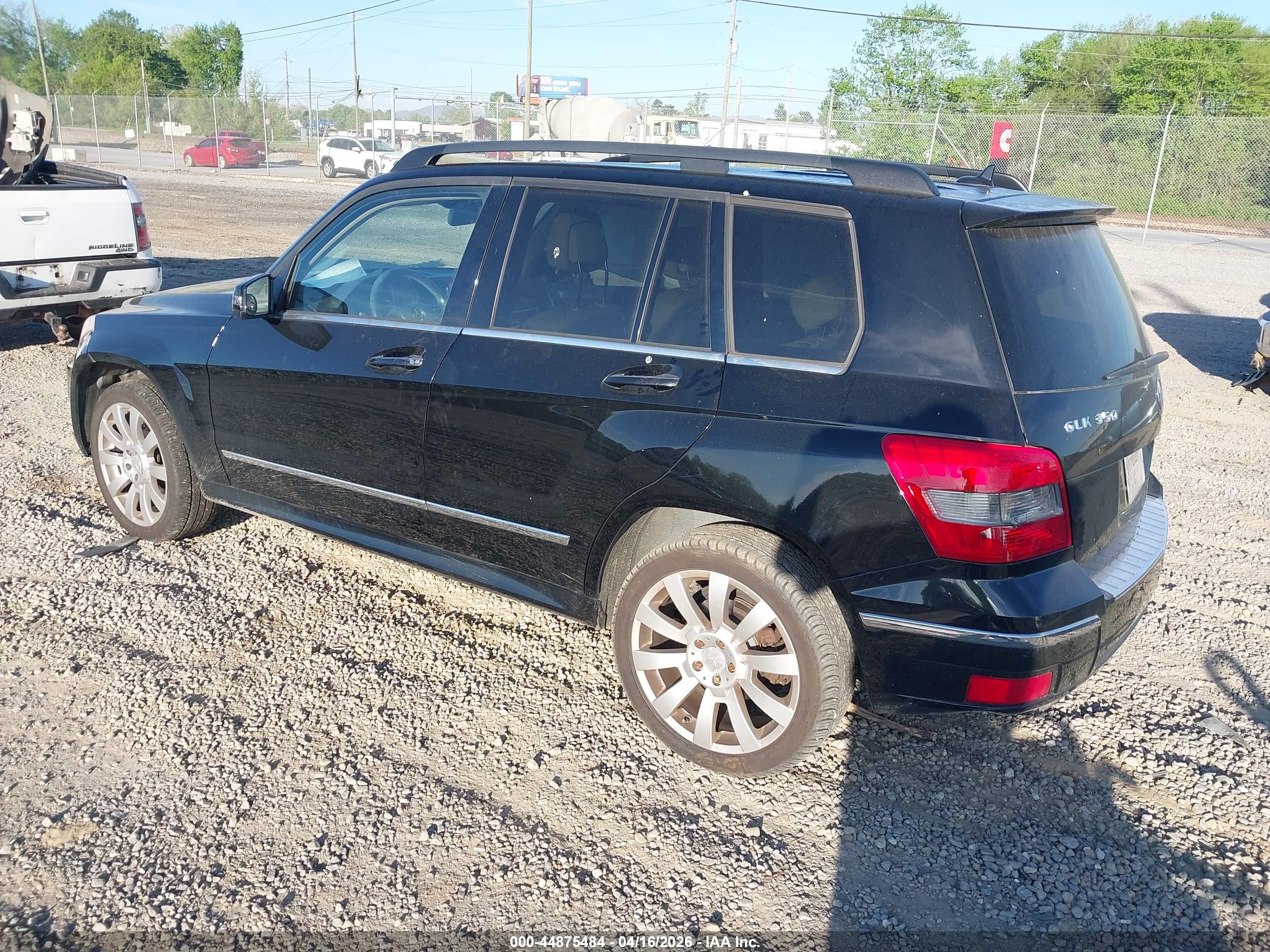 MERCEDES-BENZ GLK image 3
