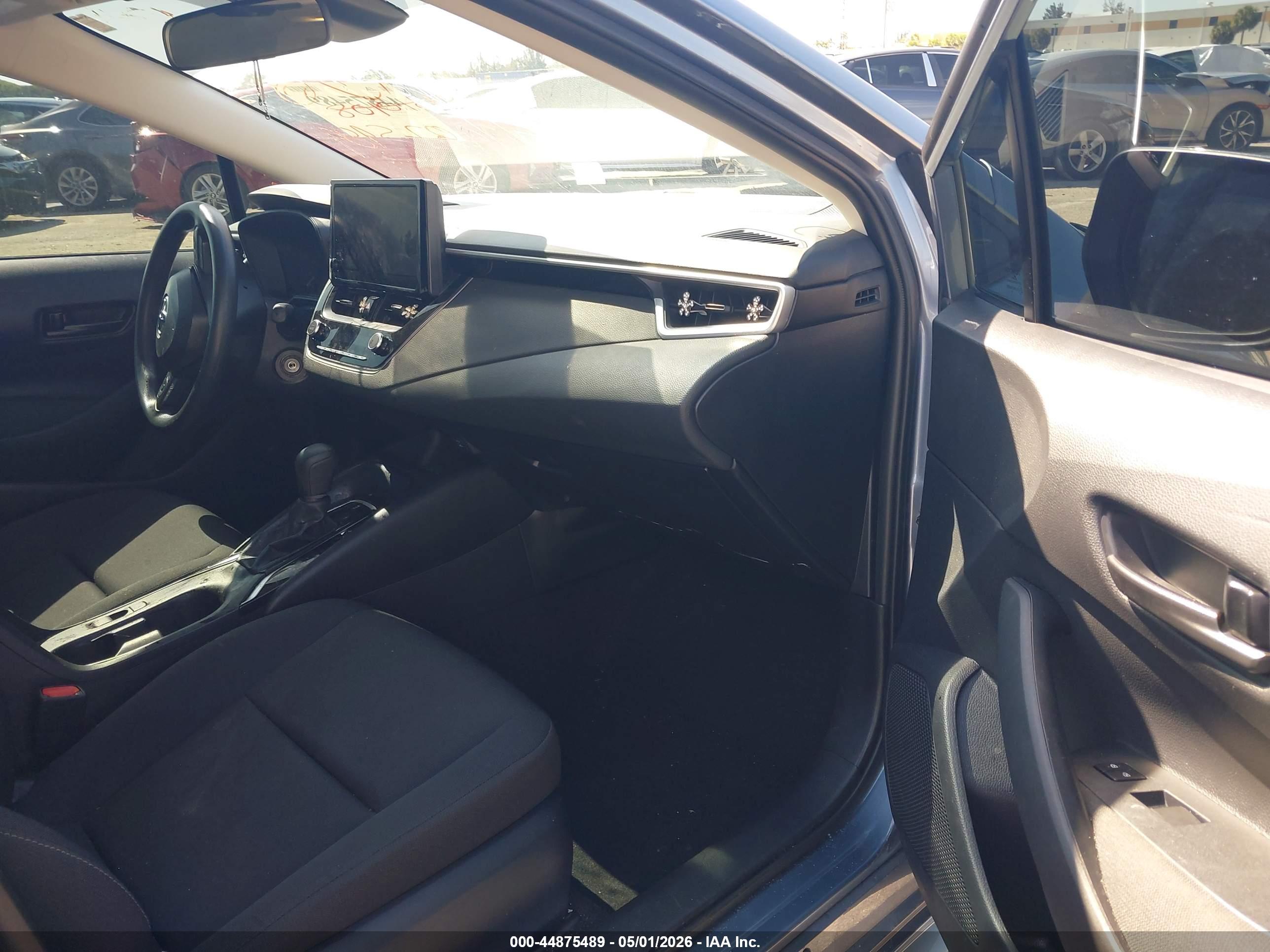 TOYOTA COROLLA image 5