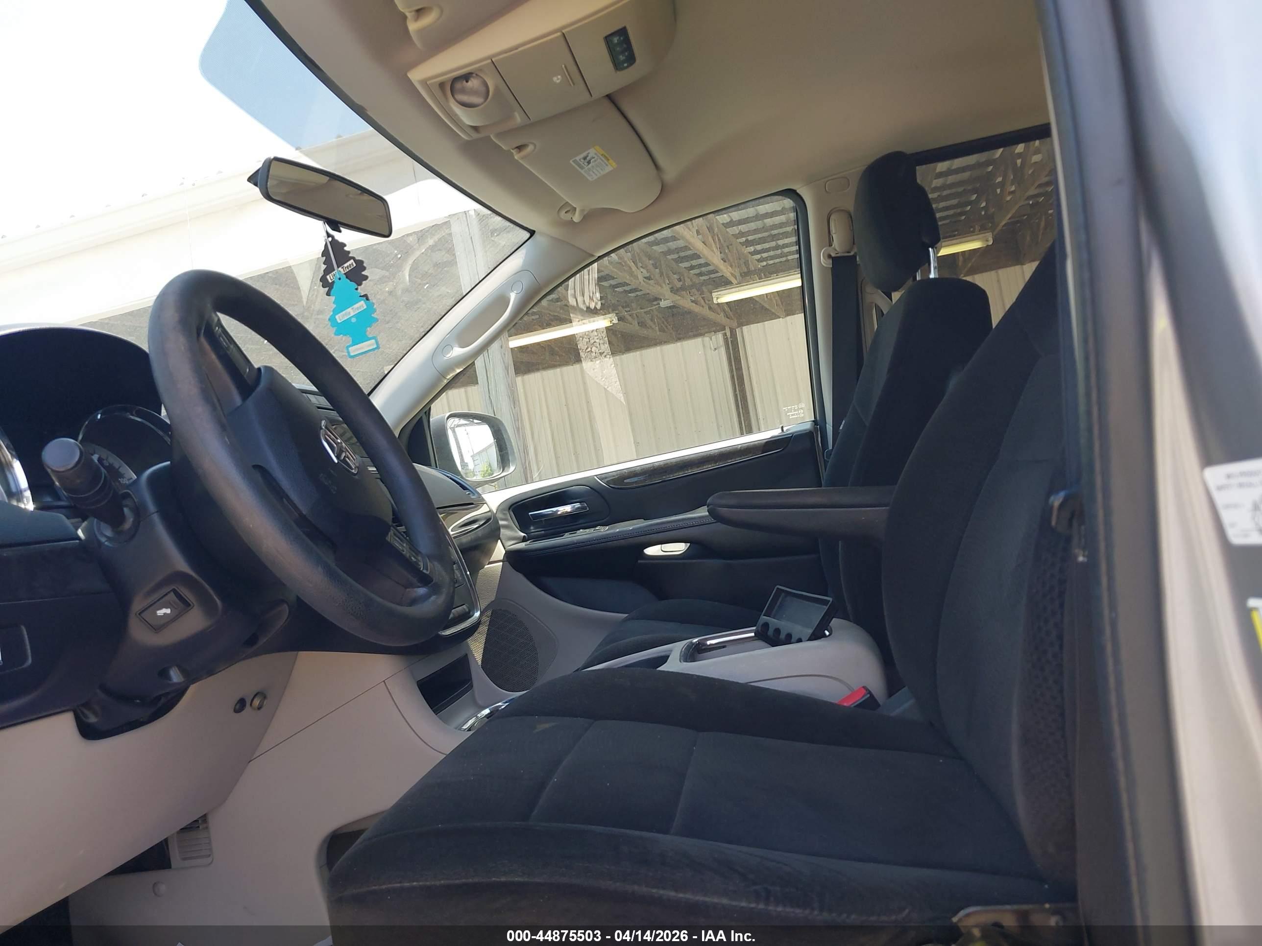 DODGE GRAND image 5