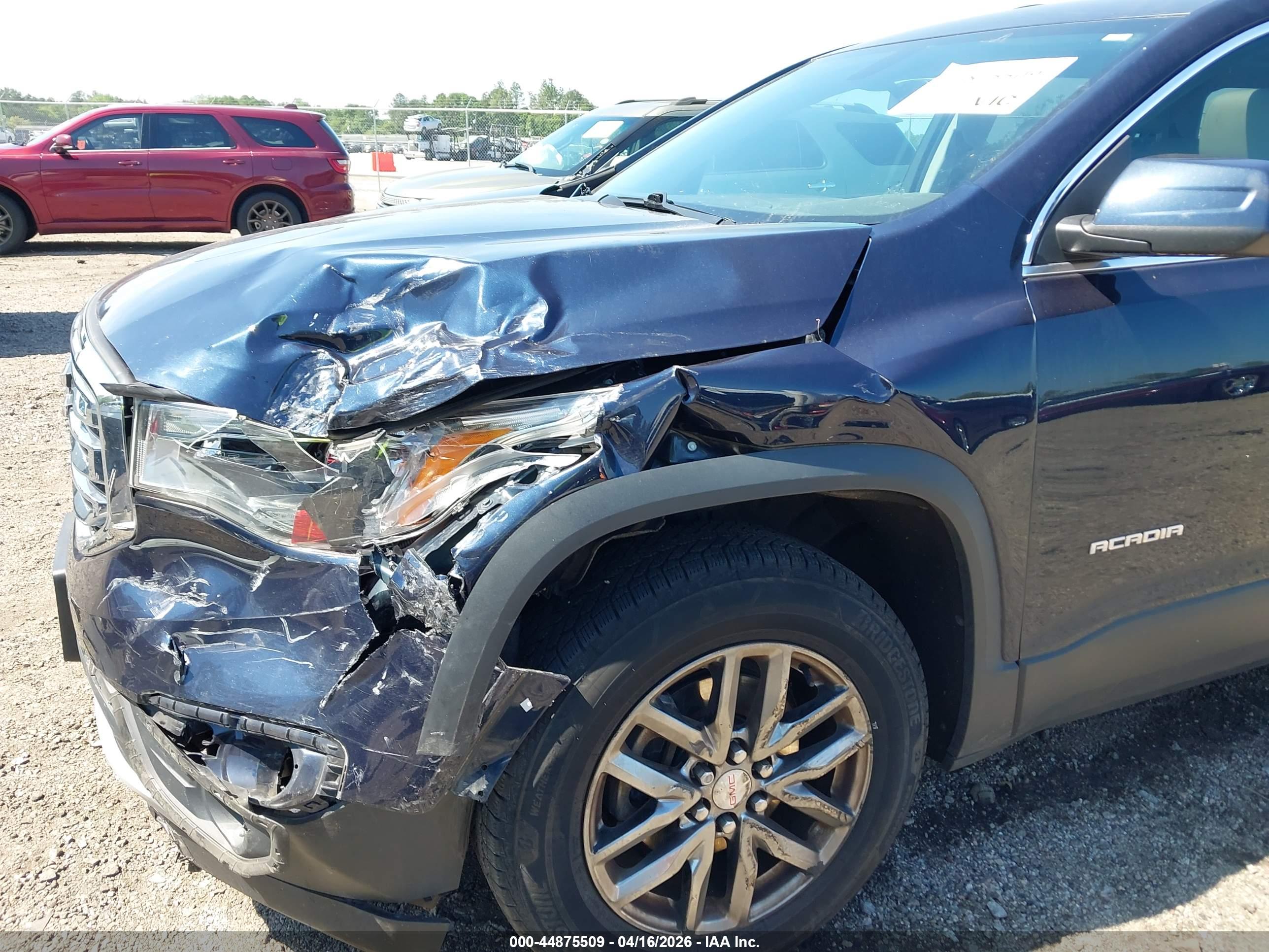 GMC ACADIA image 6