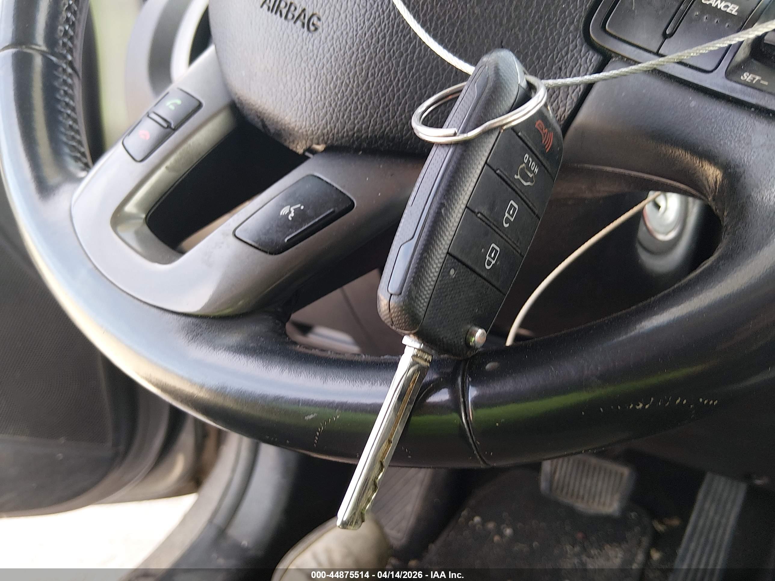 KIA SPORTAGE image 11