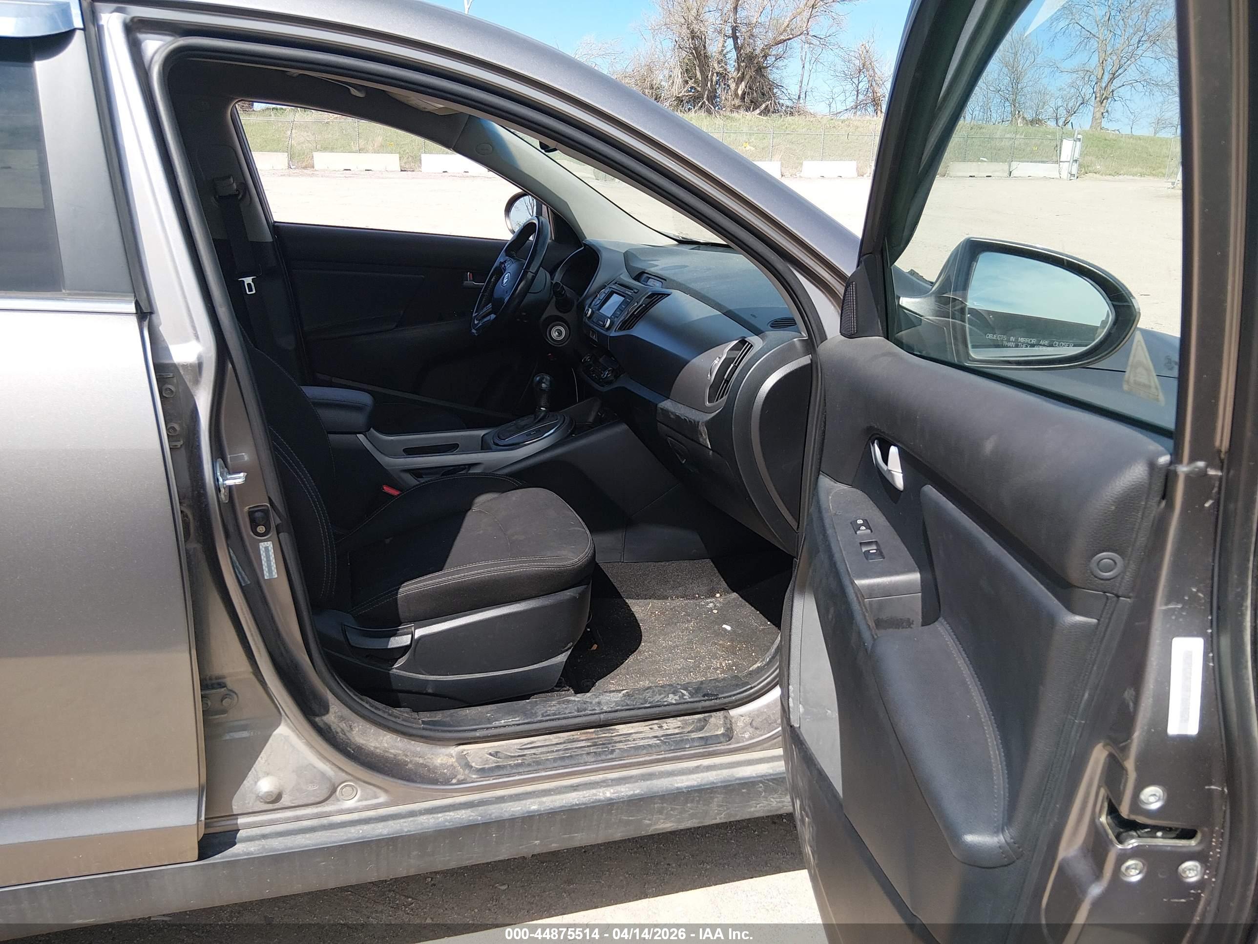KIA SPORTAGE image 5