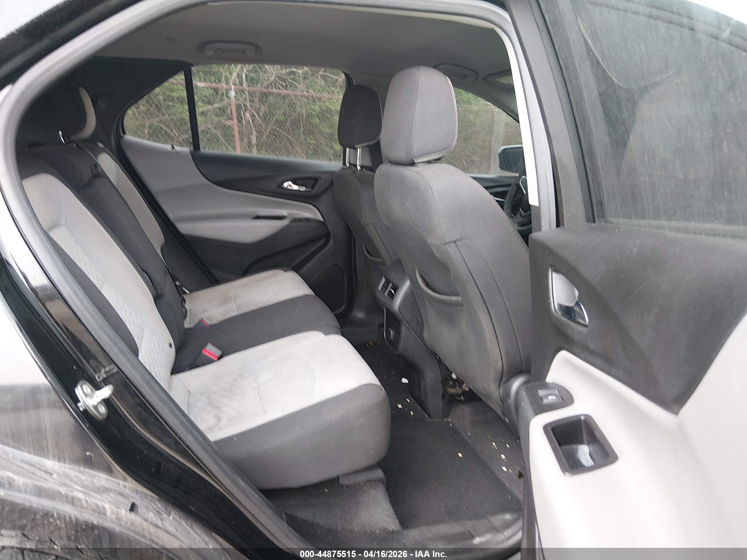 CHEVROLET EQUINOX image 8