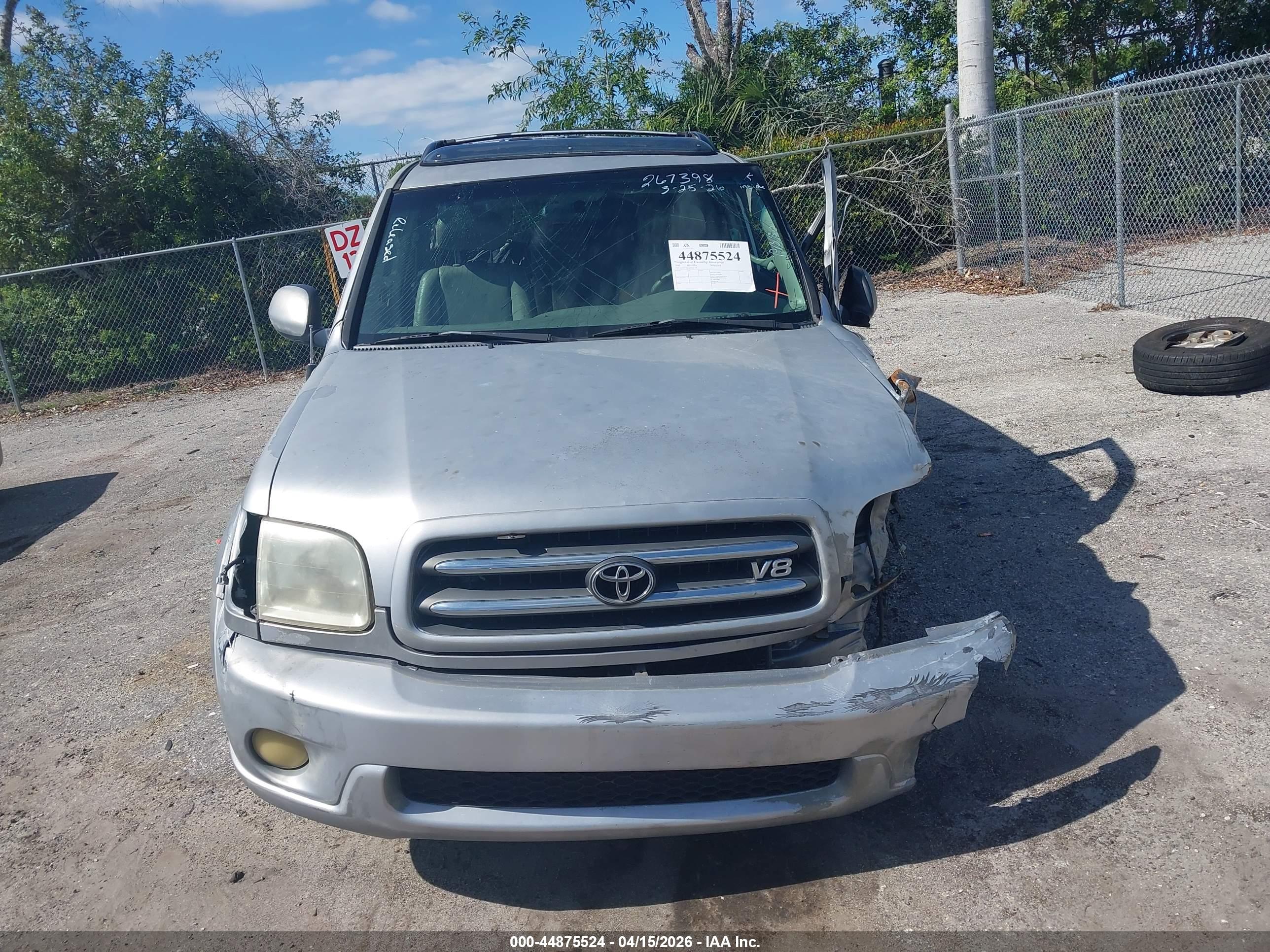 TOYOTA SEQUOIA image 6