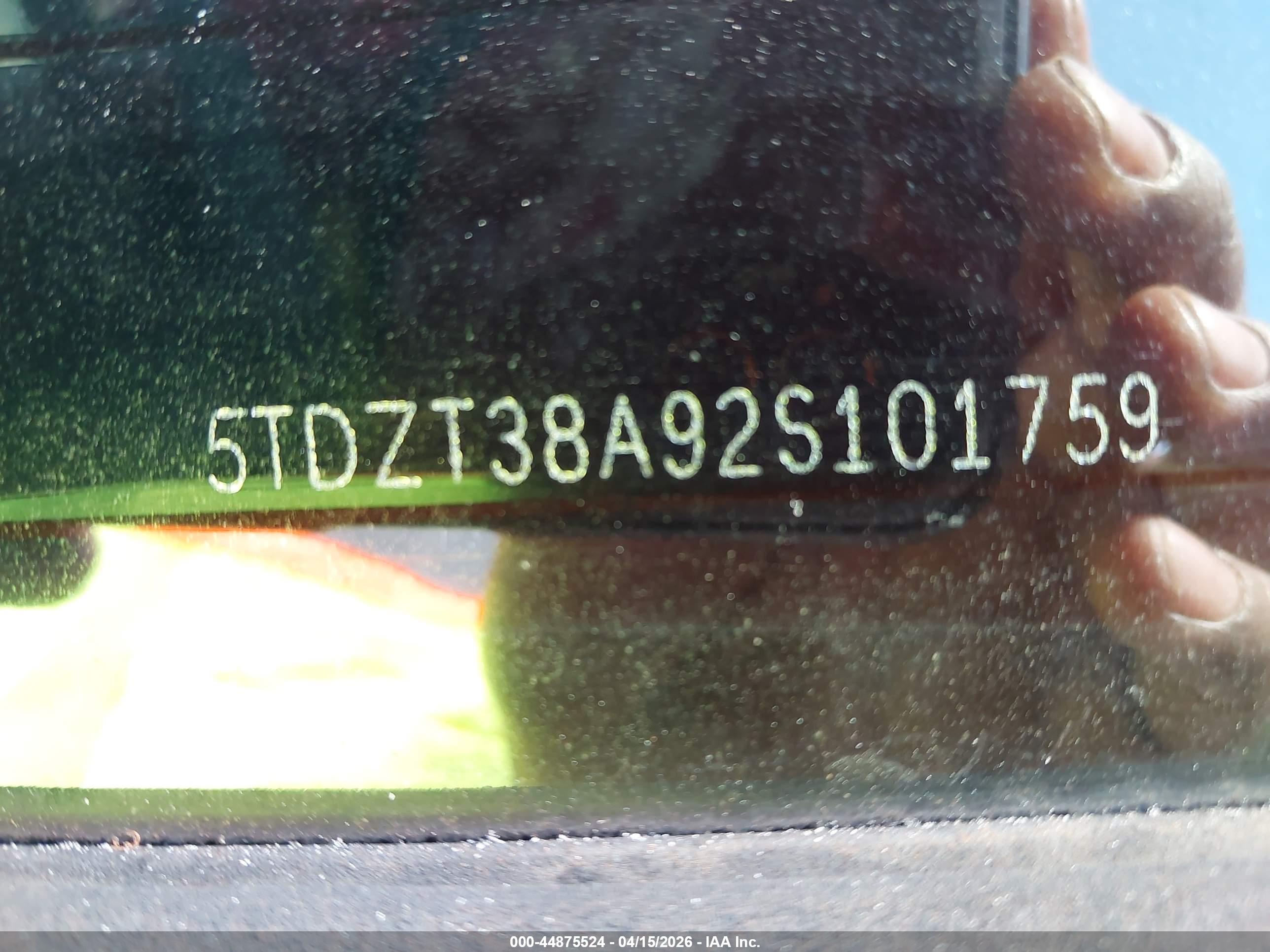 TOYOTA SEQUOIA image 9