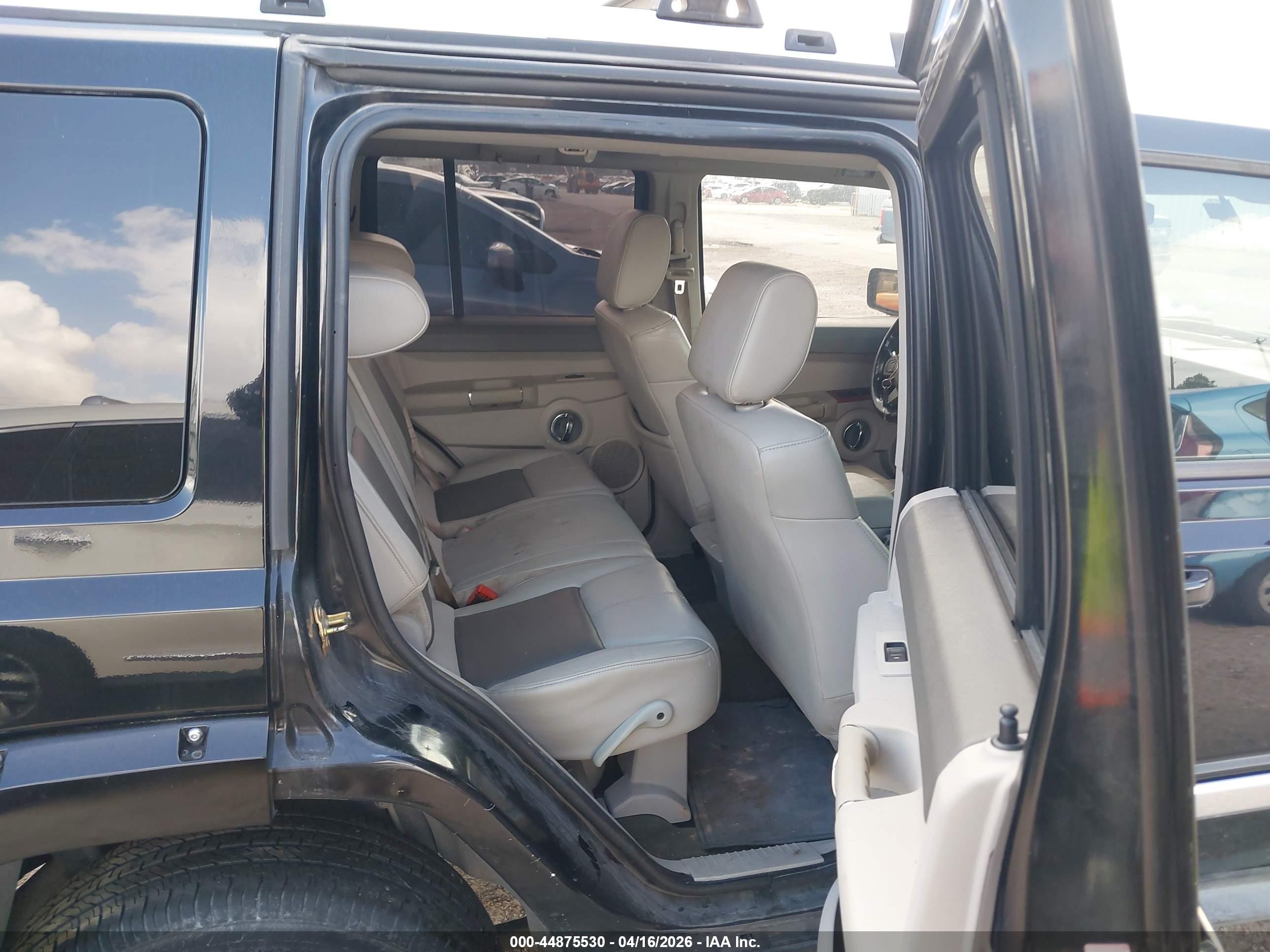 JEEP COMMANDER image 8