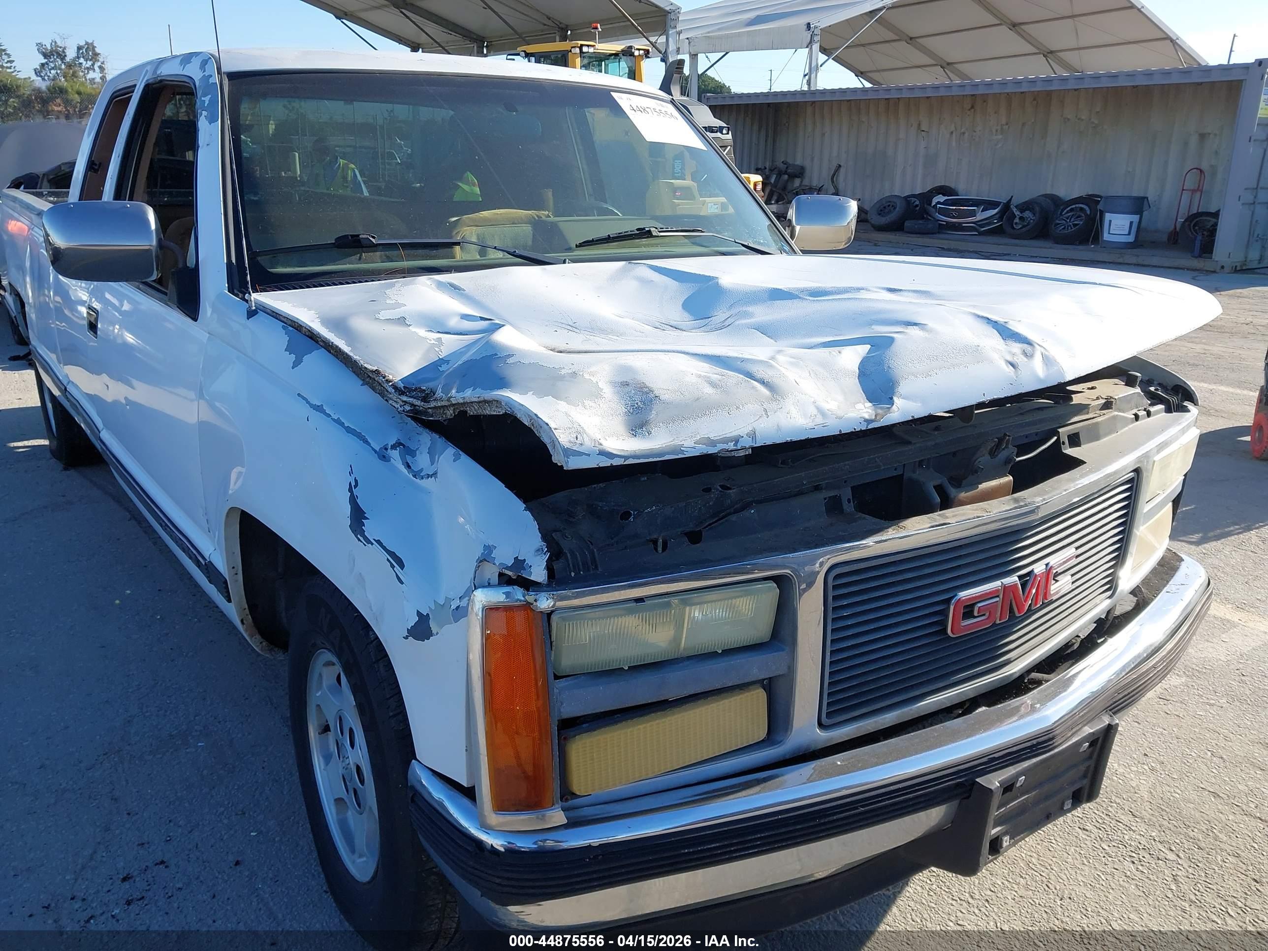 GMC SIERRA image 6