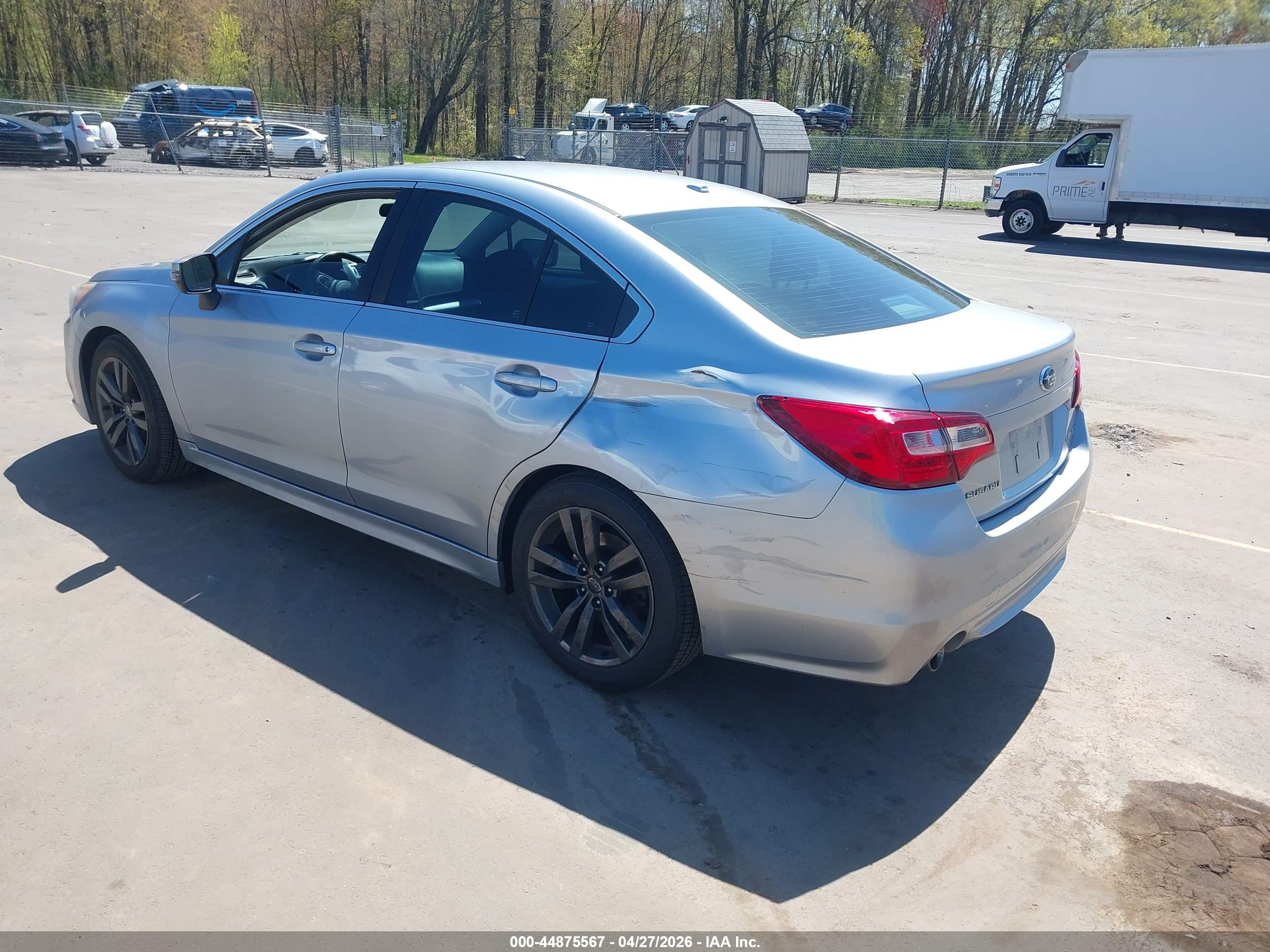 SUBARU LEGACY image 3