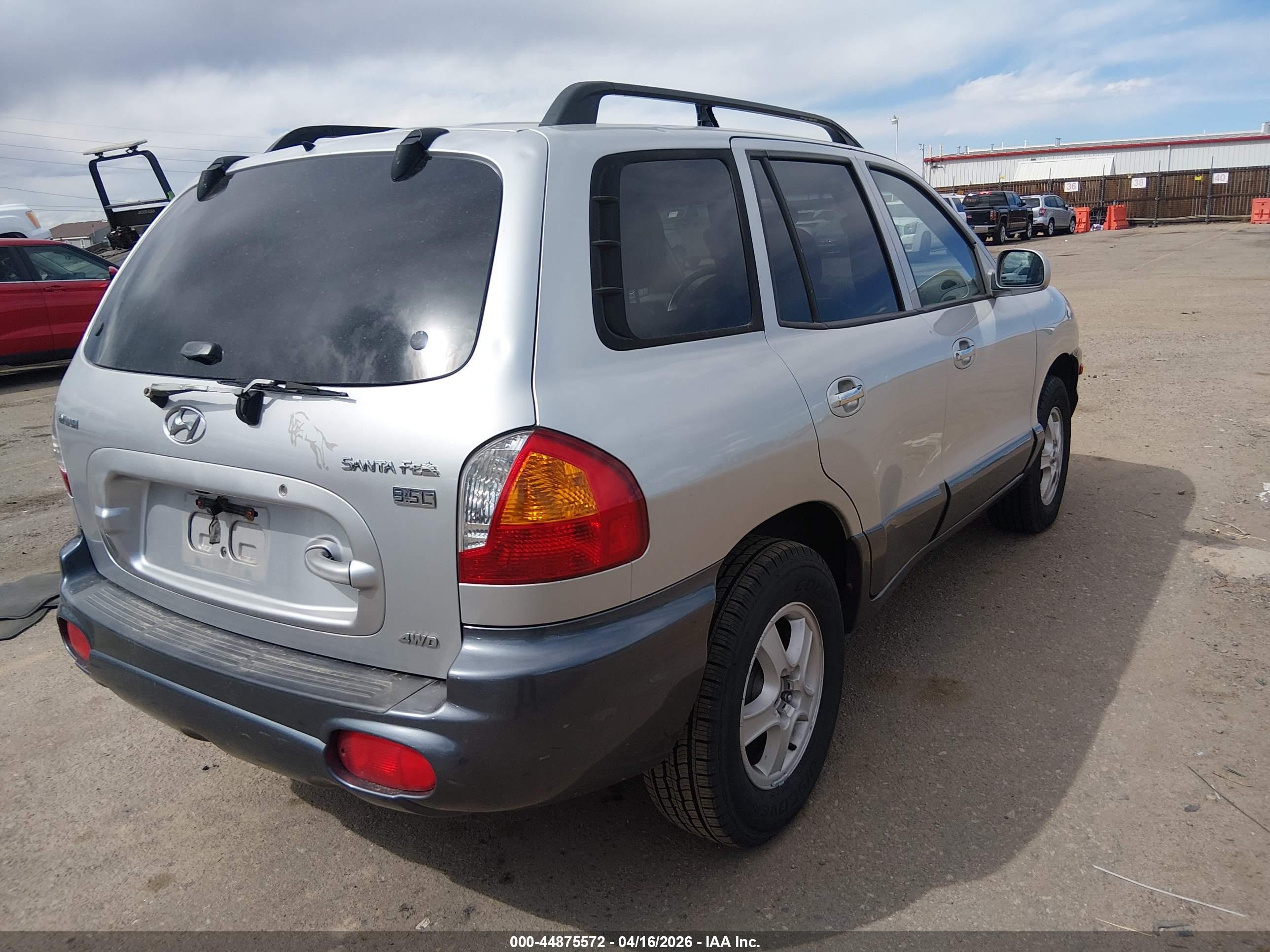 HYUNDAI SANTA image 4