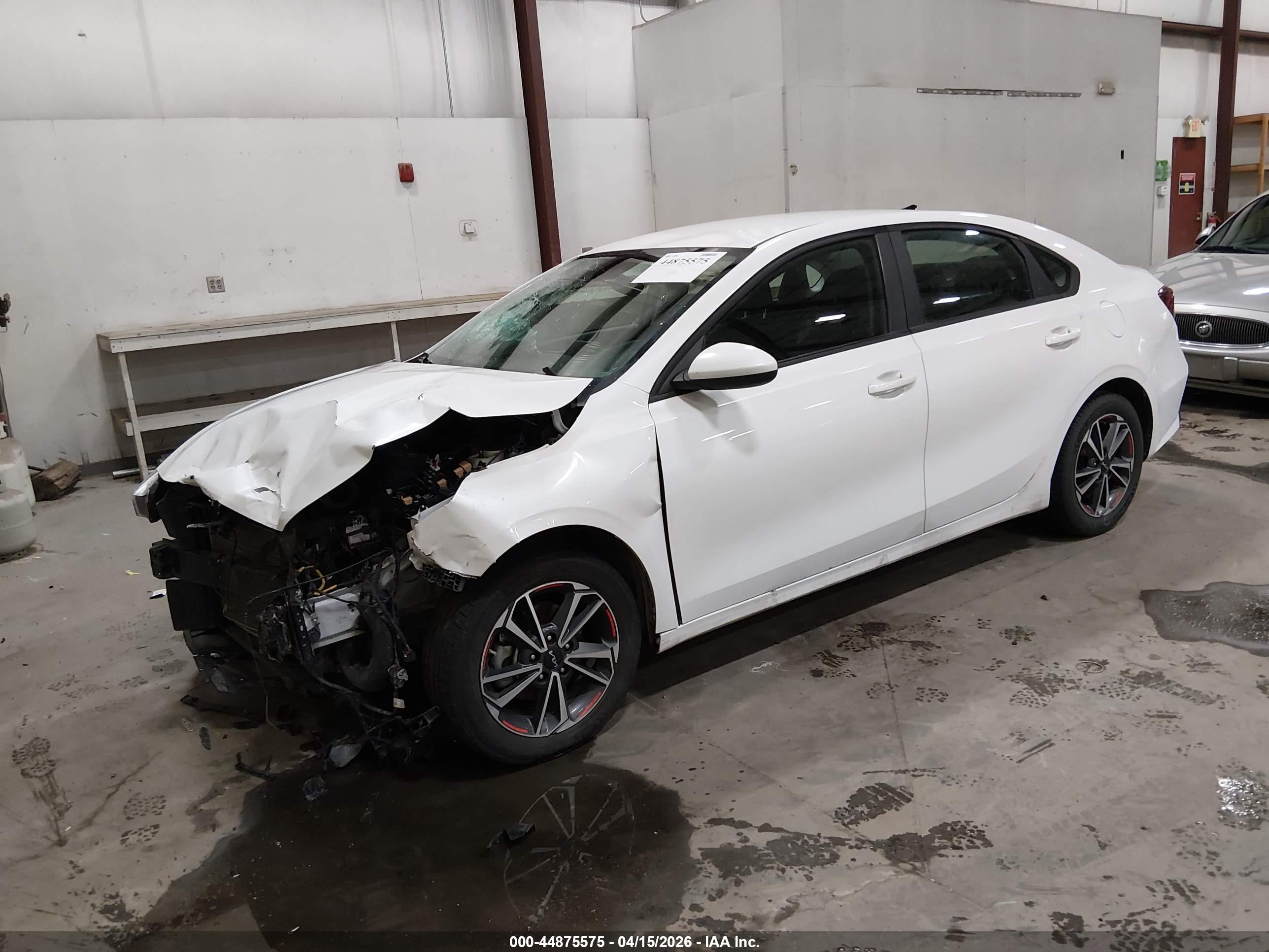KIA FORTE image 2
