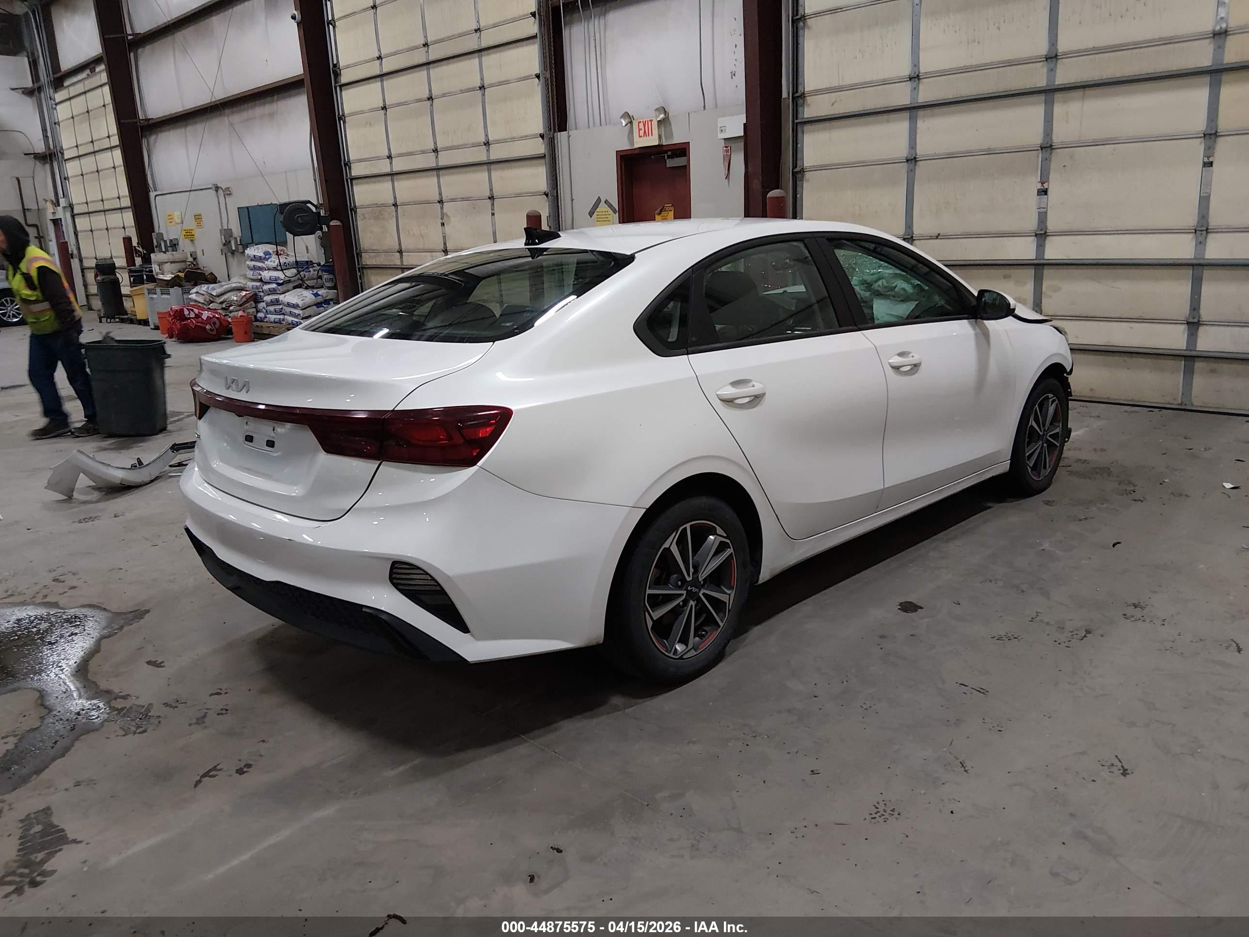KIA FORTE image 4