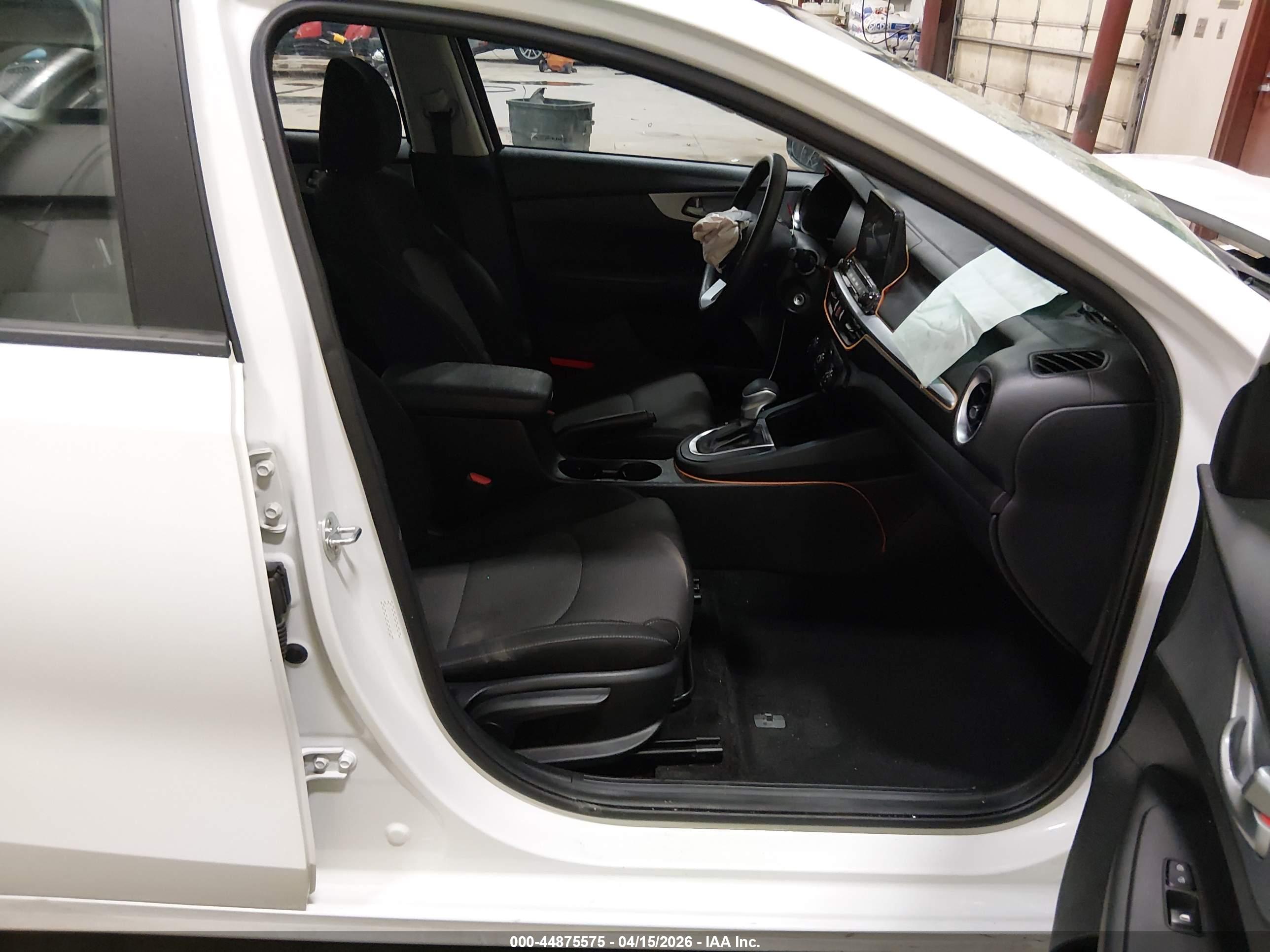 KIA FORTE image 5