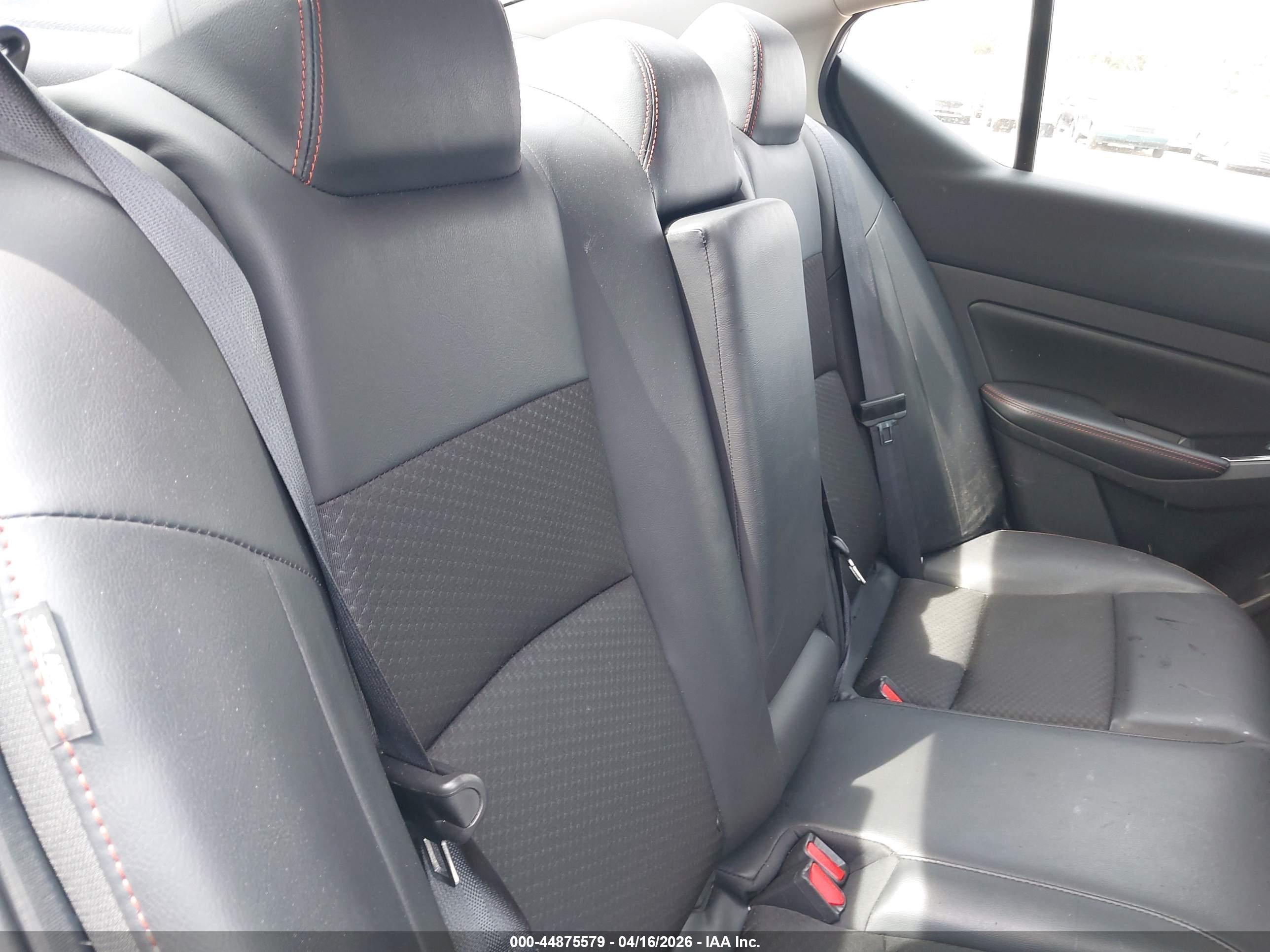 NISSAN ALTIMA image 8