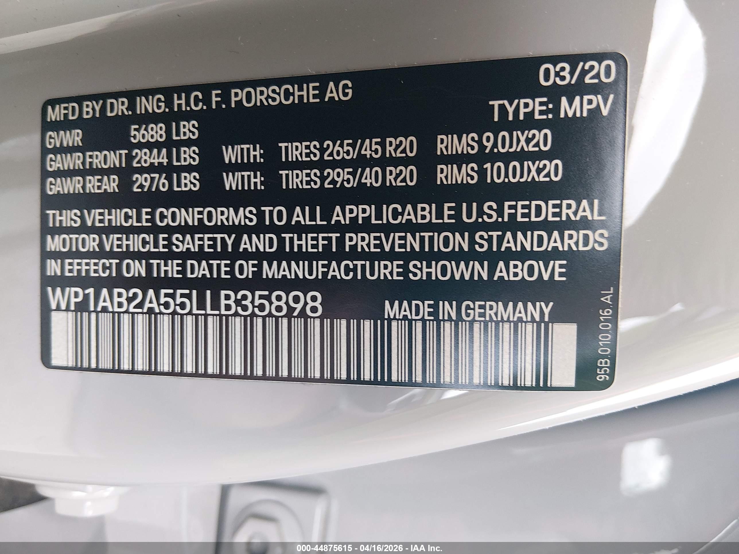 PORSCHE MACAN image 9