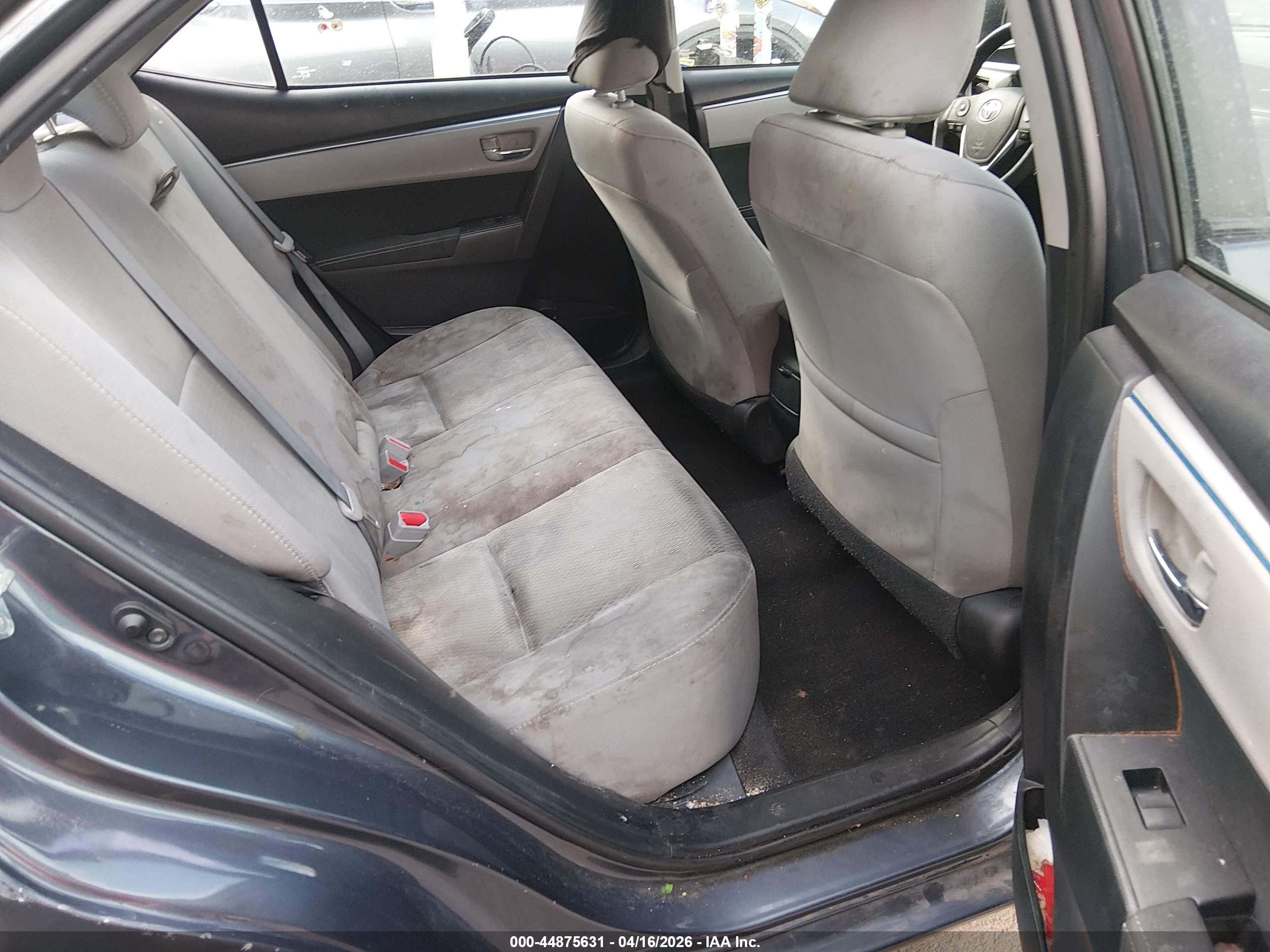 TOYOTA COROLLA image 8