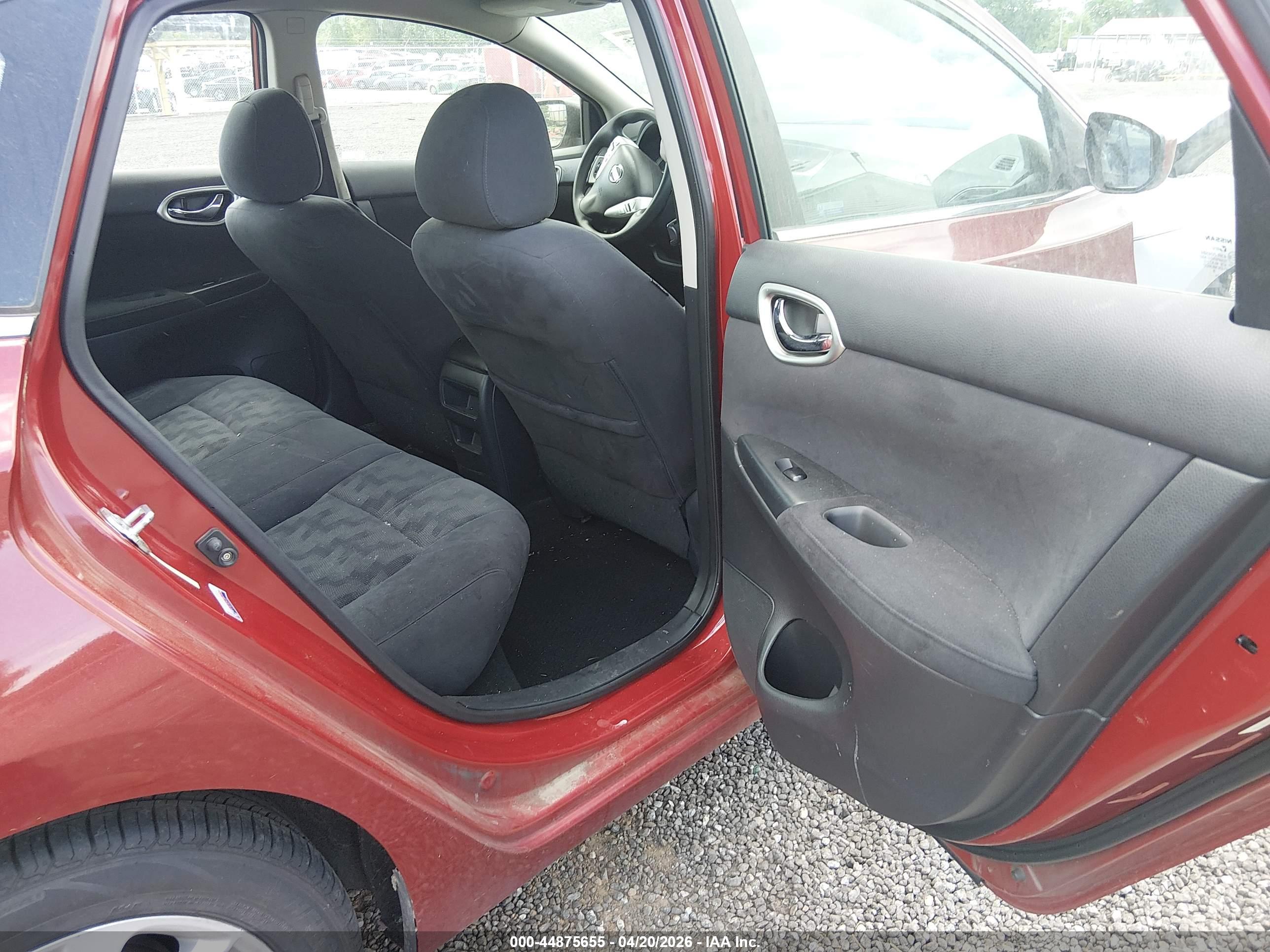 NISSAN SENTRA image 8