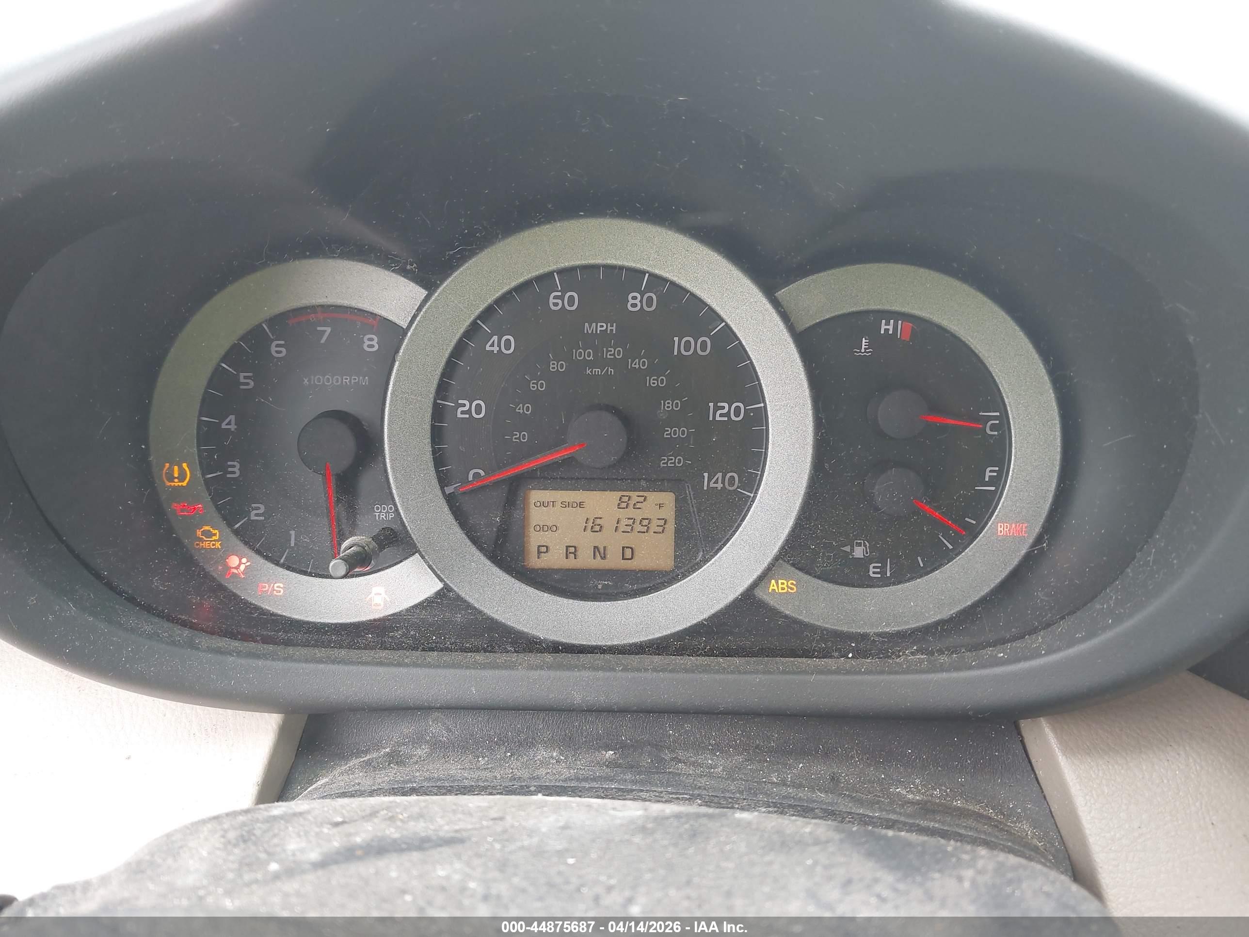 TOYOTA RAV4 image 7