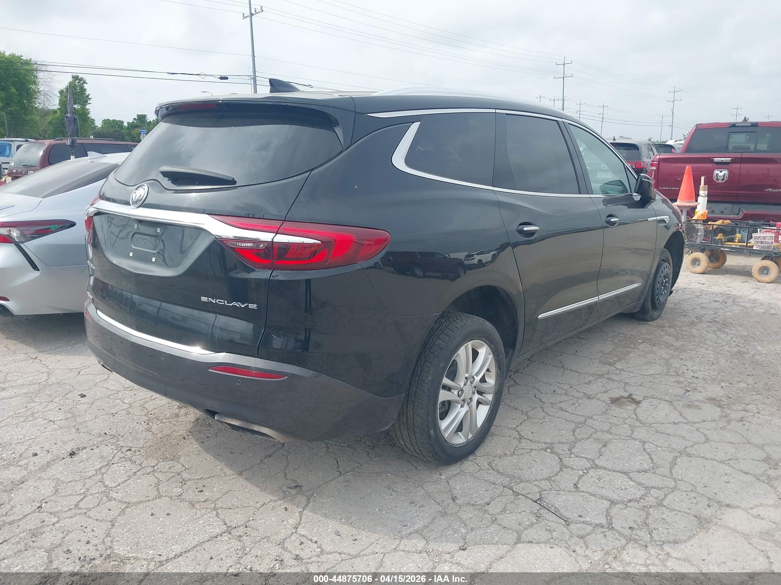 BUICK ENCLAVE image 4