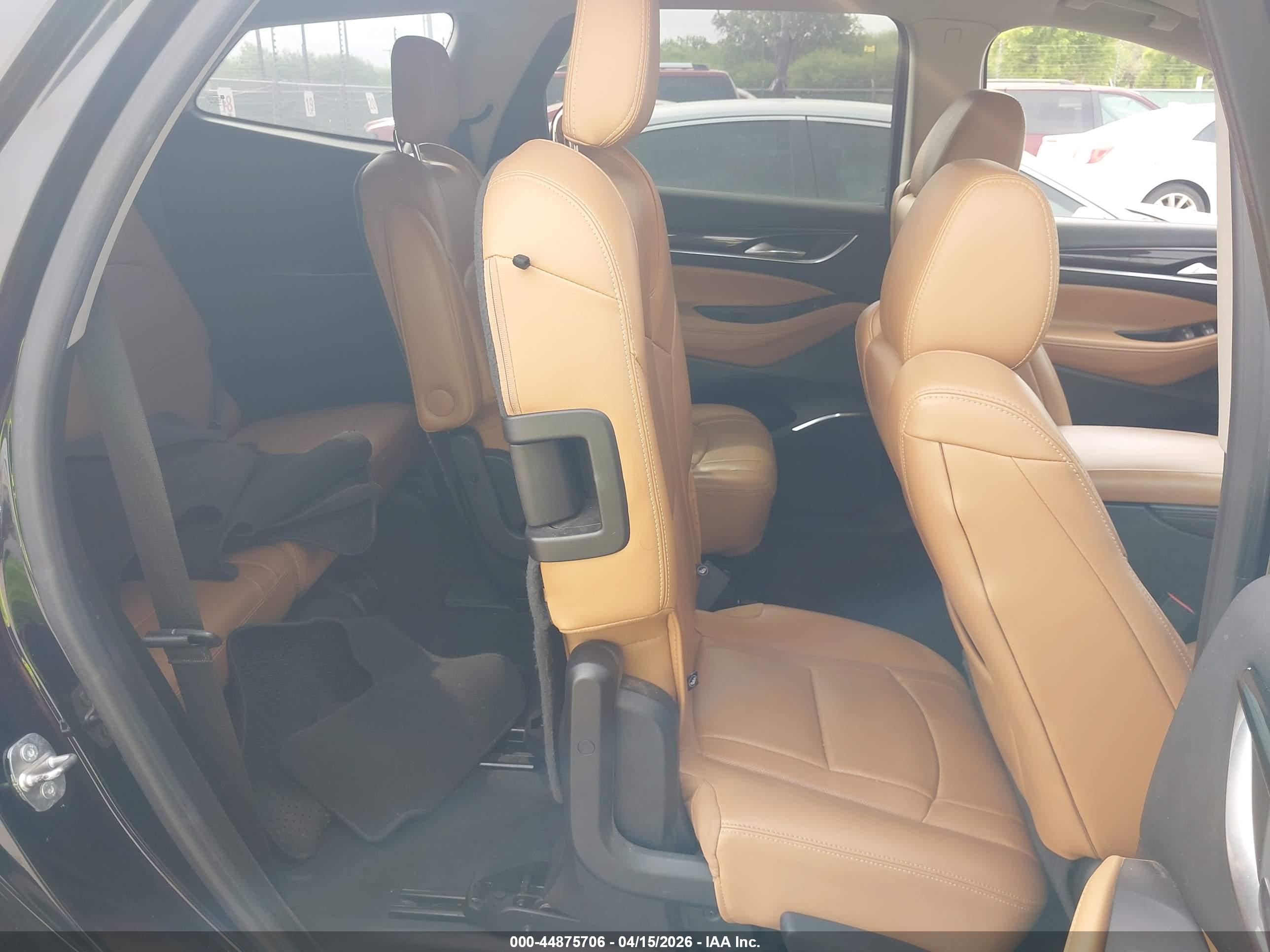 BUICK ENCLAVE image 8