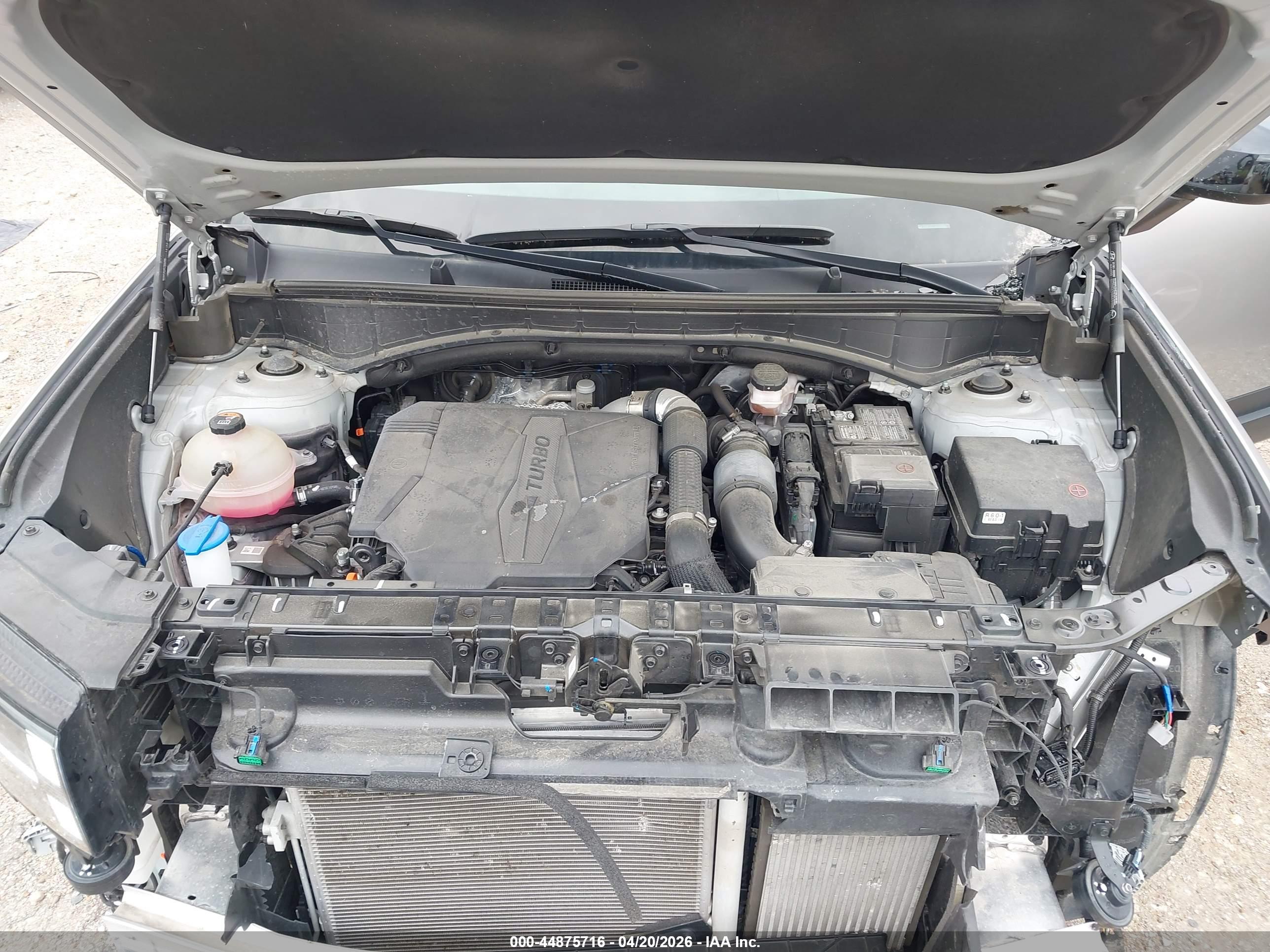 HYUNDAI SANTA image 10