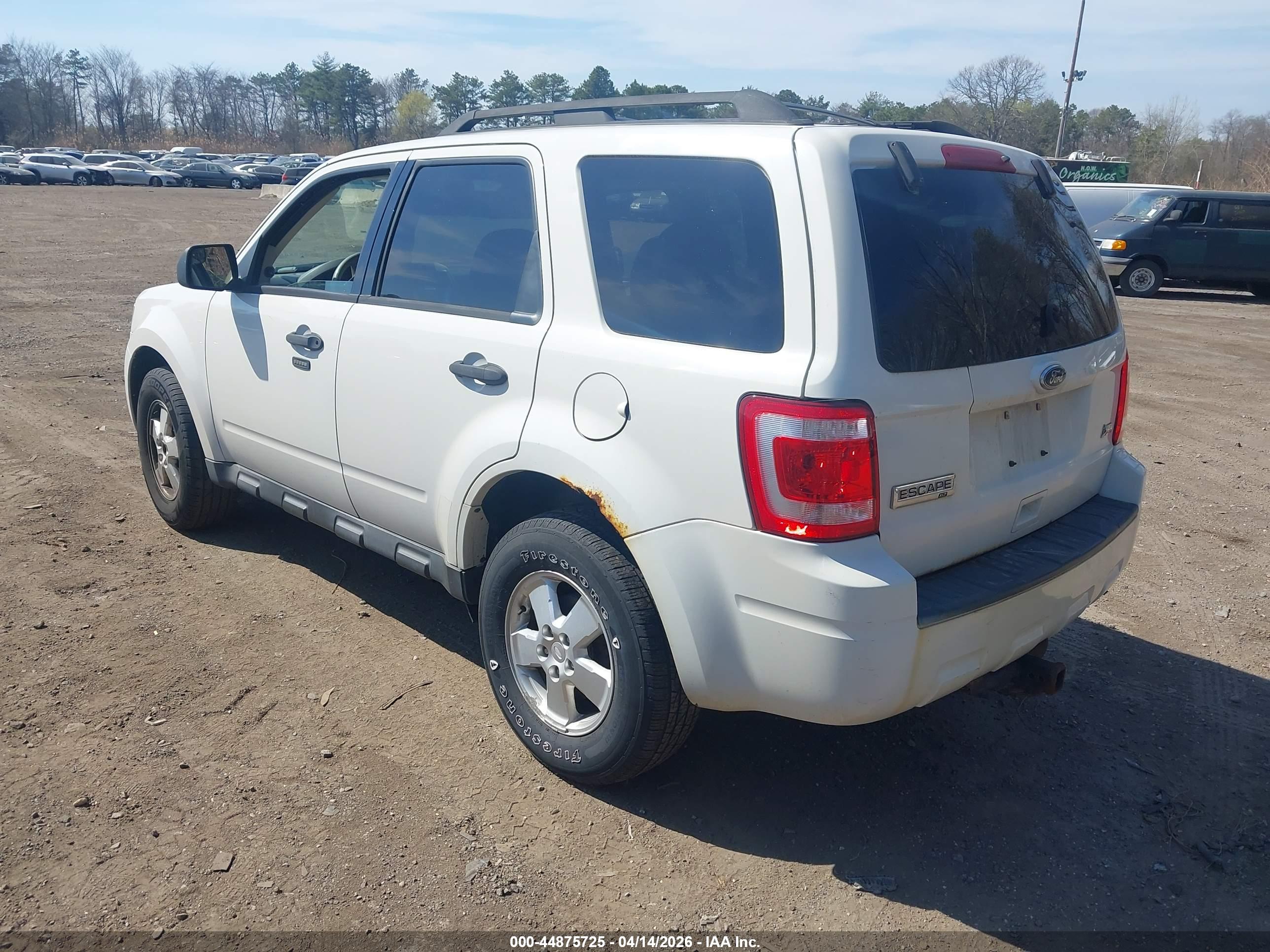 FORD ESCAPE image 3