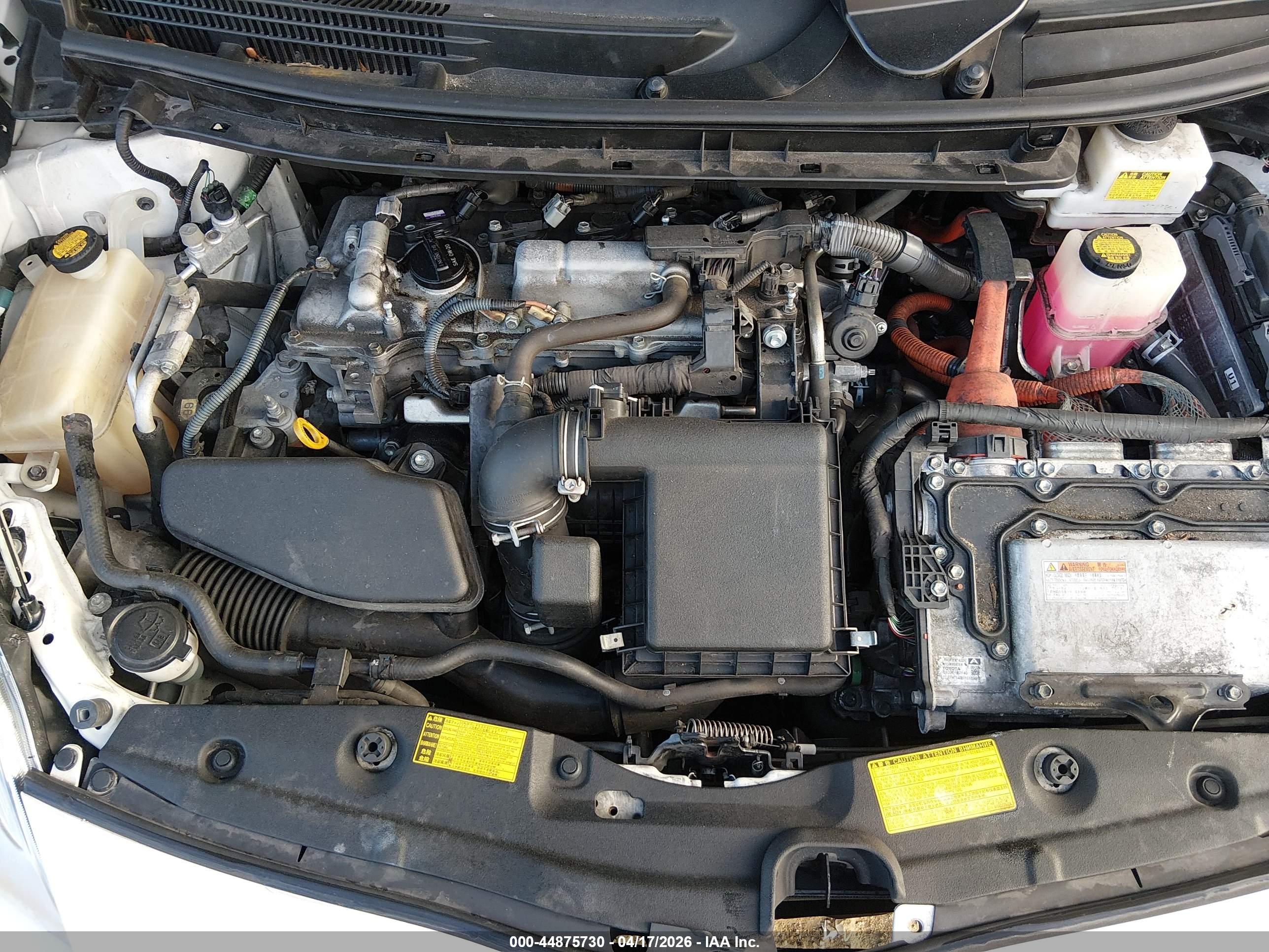 TOYOTA PRIUS image 10