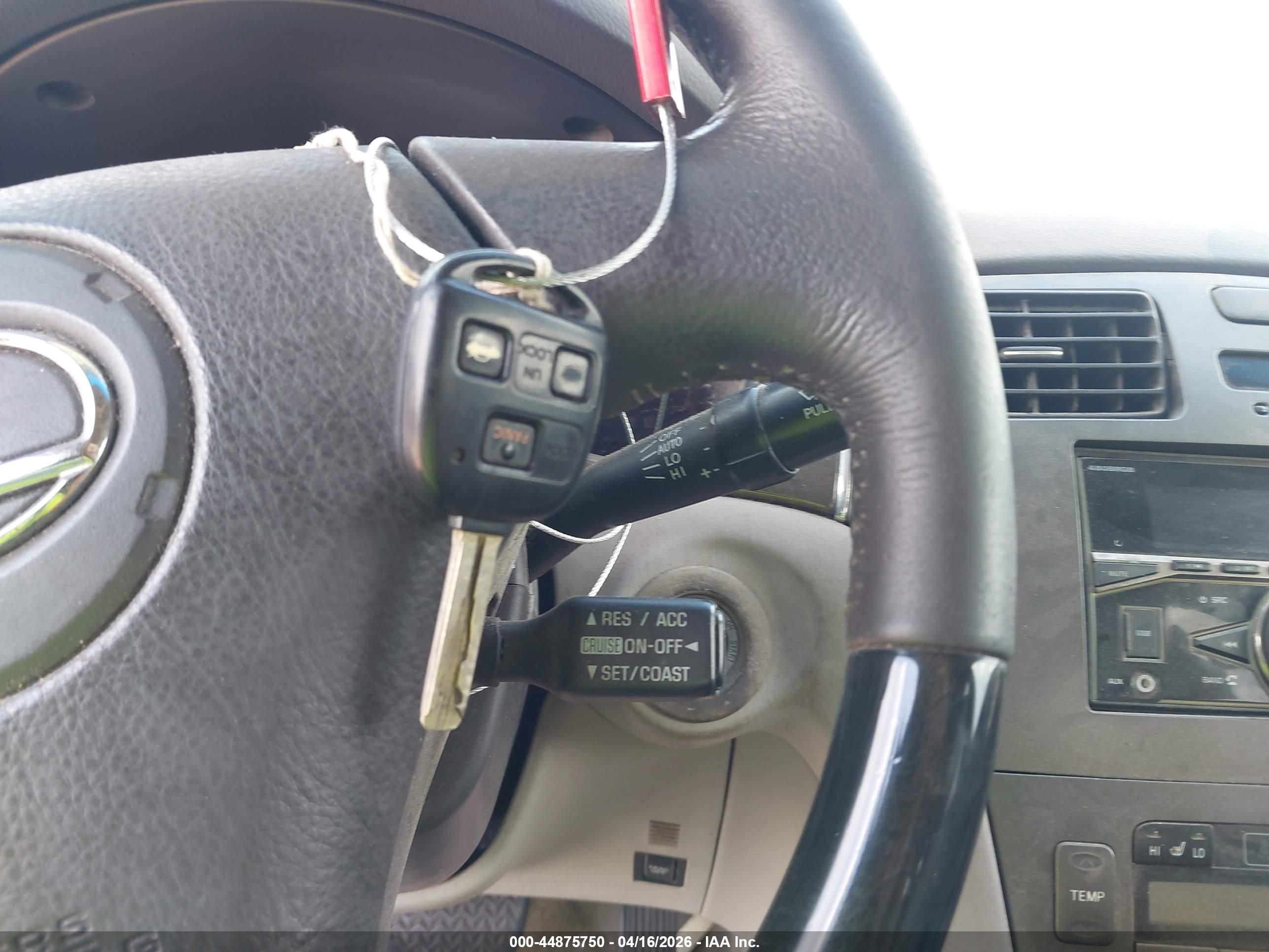 LEXUS ES image 11