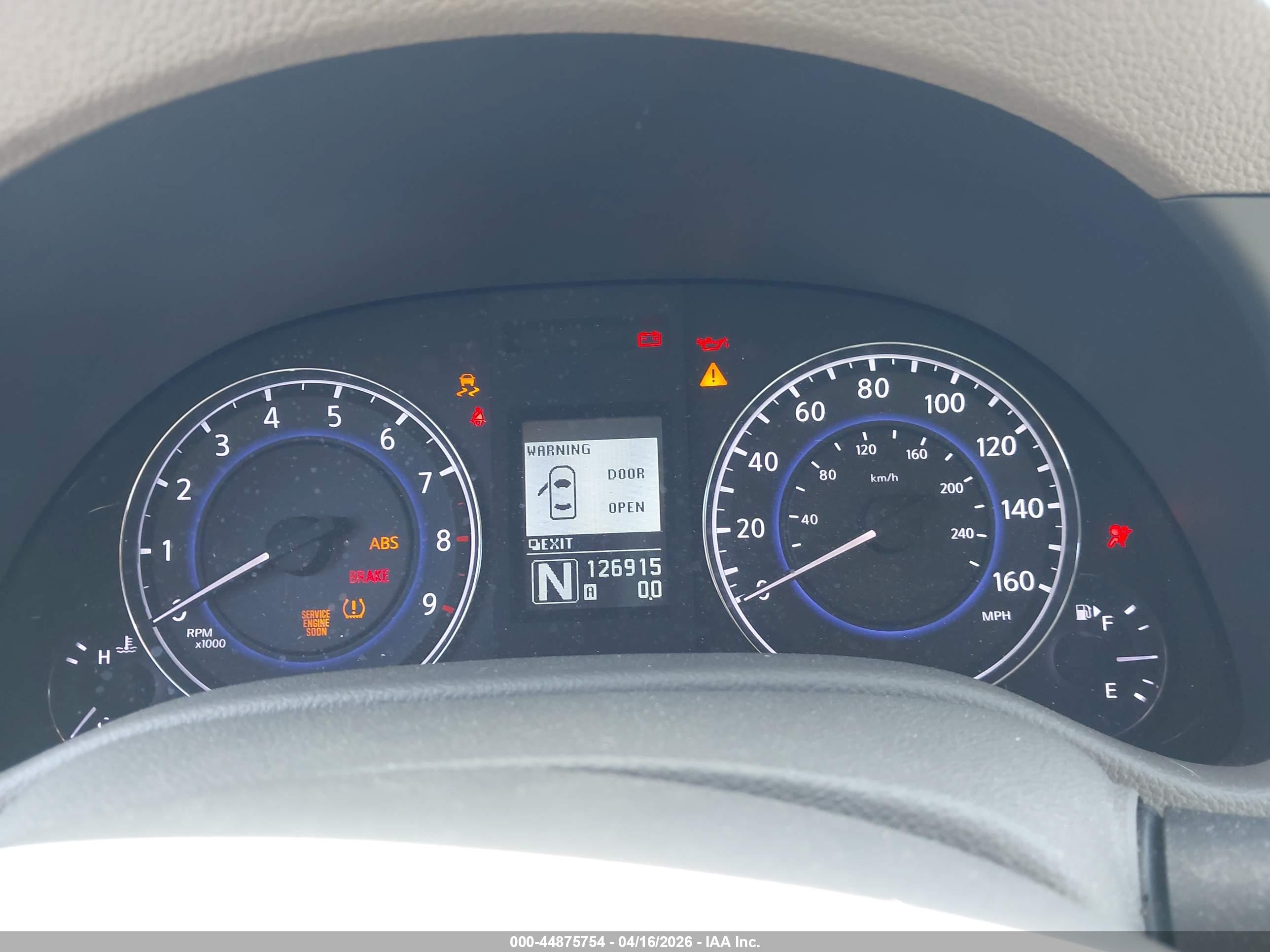 INFINITI G37 image 7