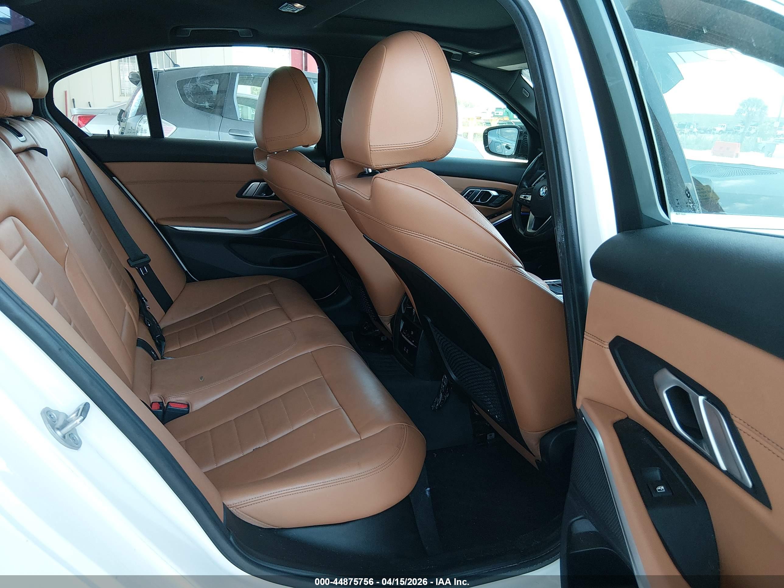 BMW 330I image 8
