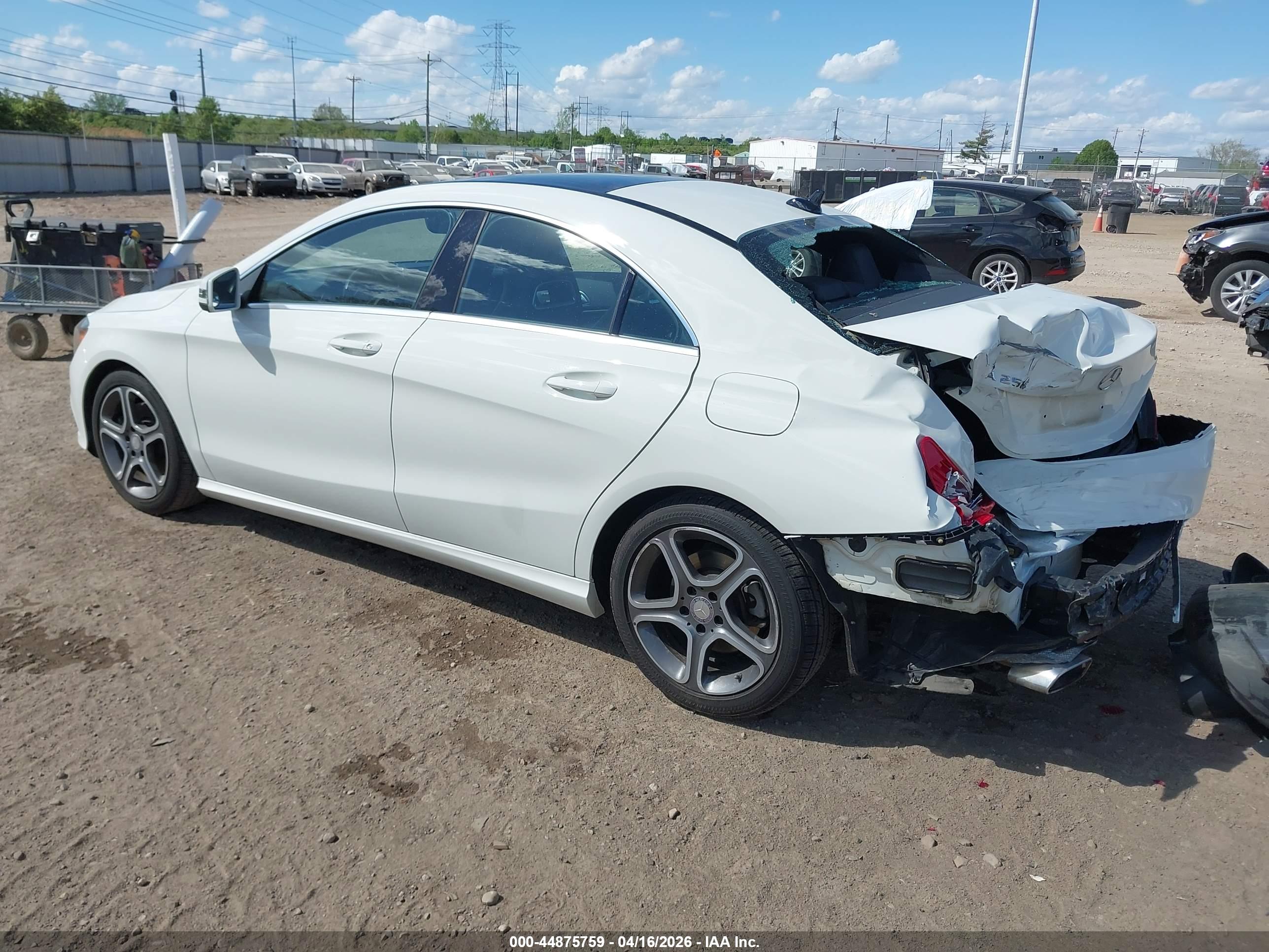 MERCEDES-BENZ CLA image 3