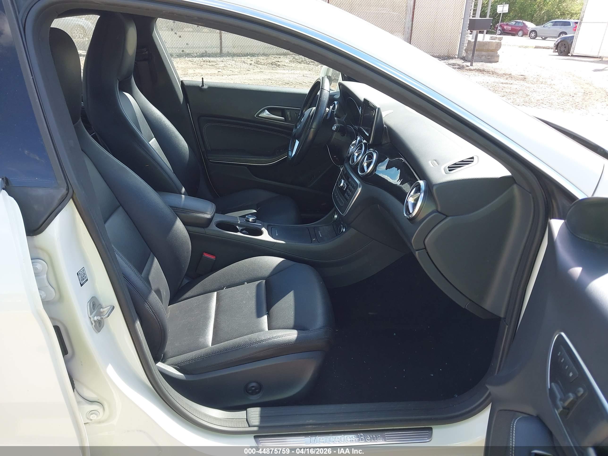 MERCEDES-BENZ CLA image 5