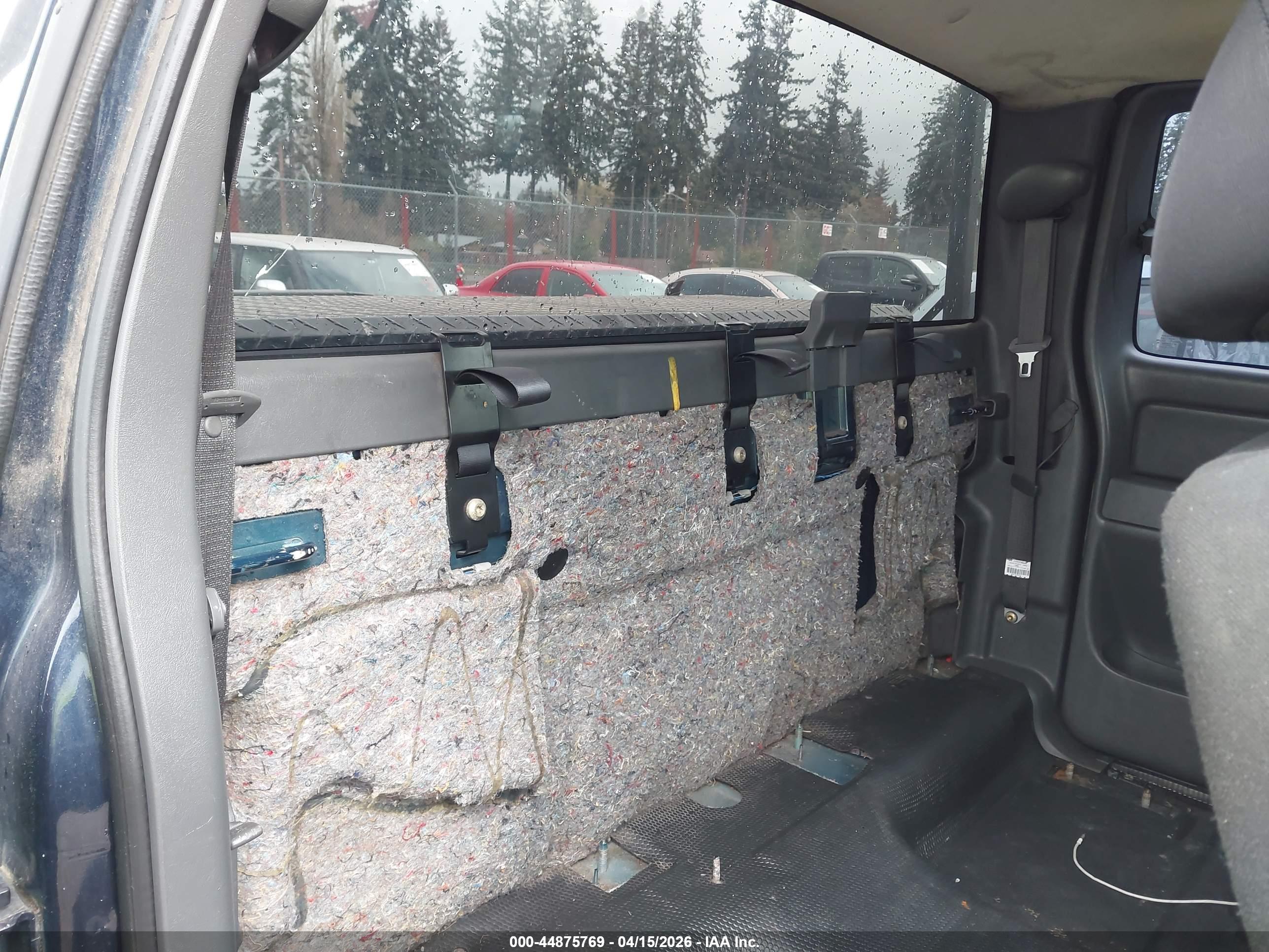CHEVROLET SILVERADO image 8