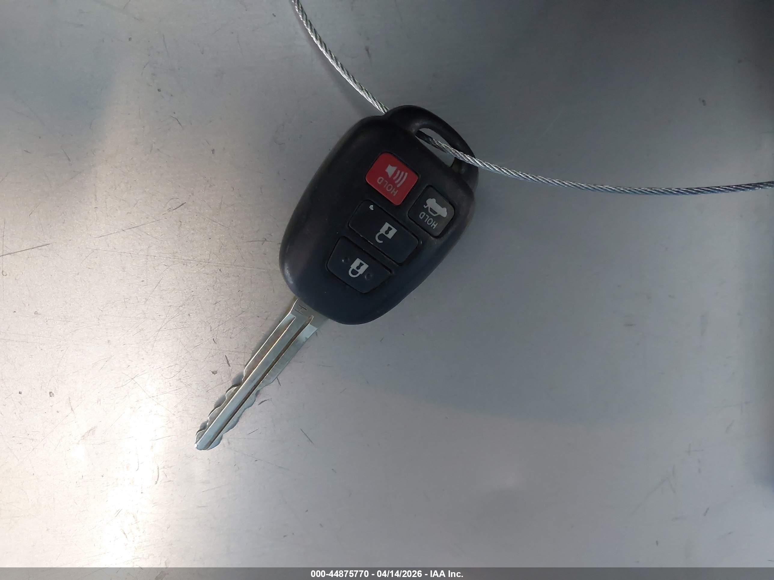 TOYOTA COROLLA image 11