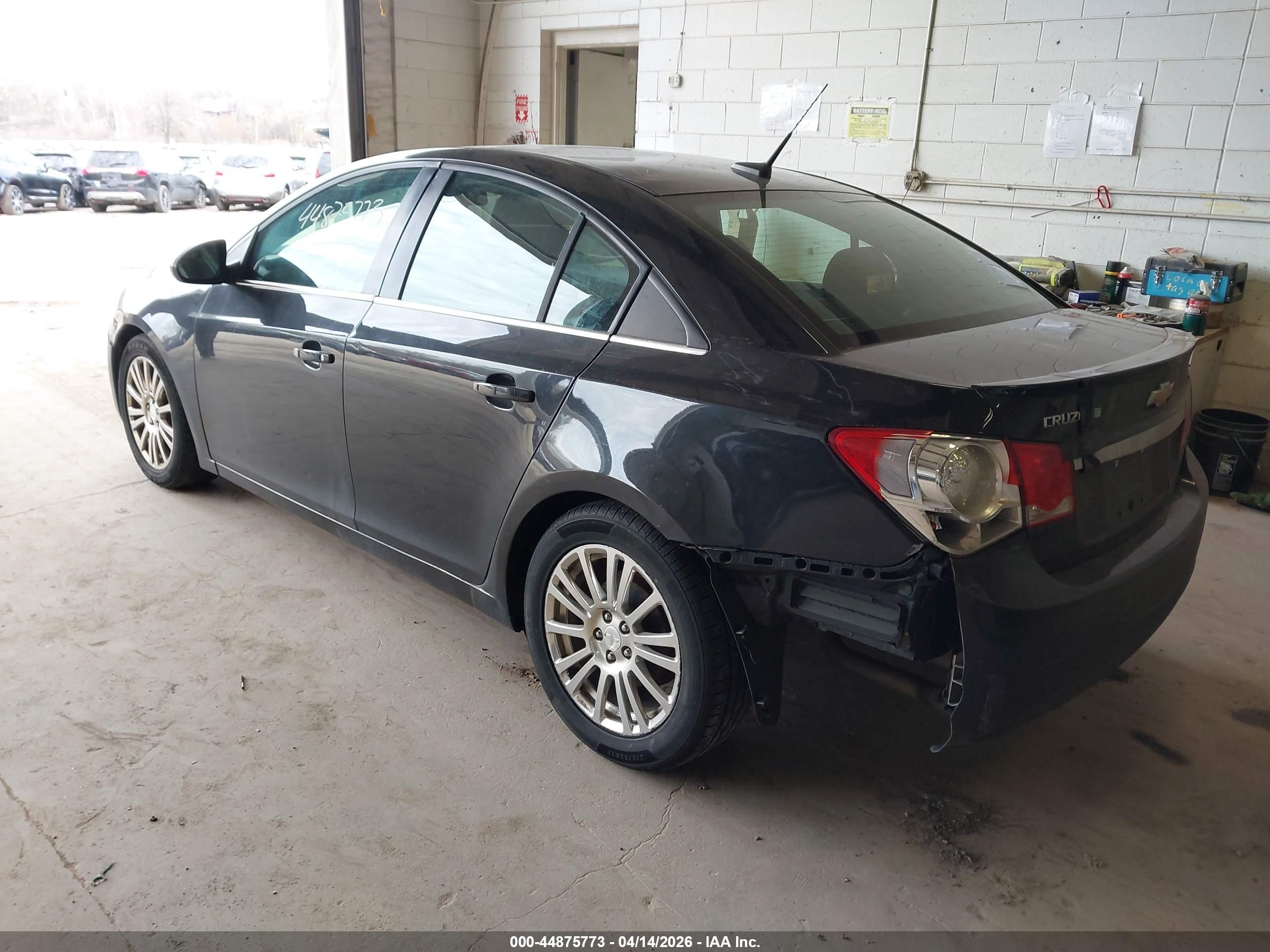 CHEVROLET CRUZE image 3