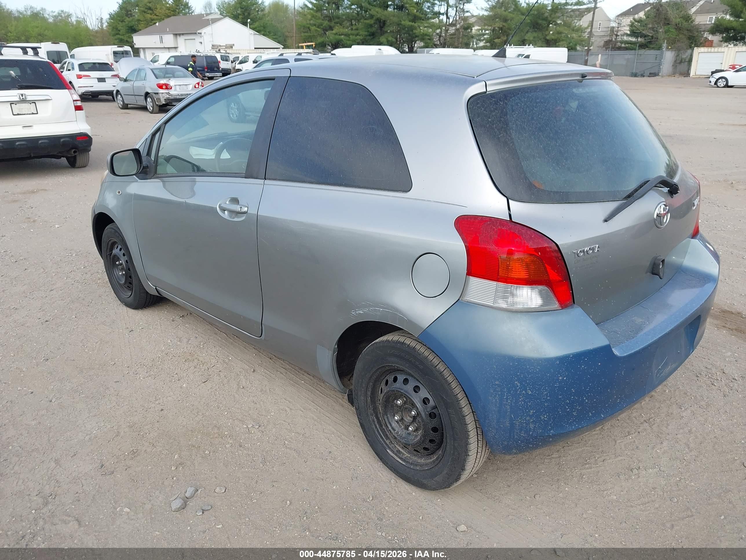 TOYOTA YARIS image 3
