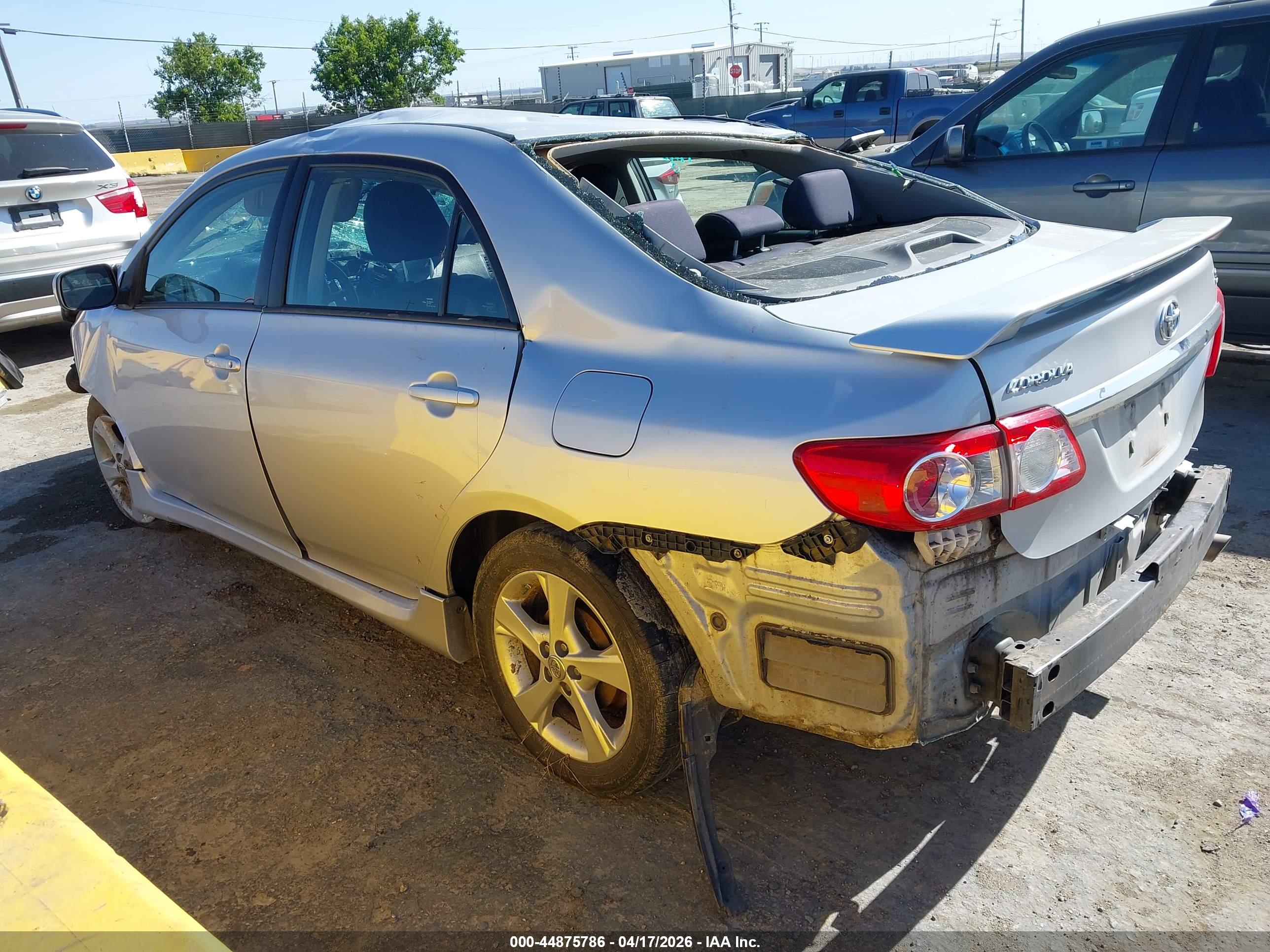 TOYOTA COROLLA image 3