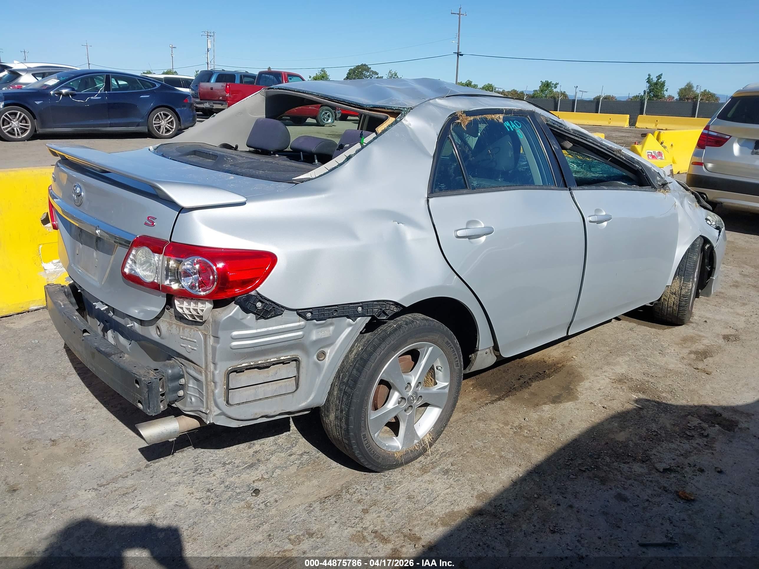 TOYOTA COROLLA image 4