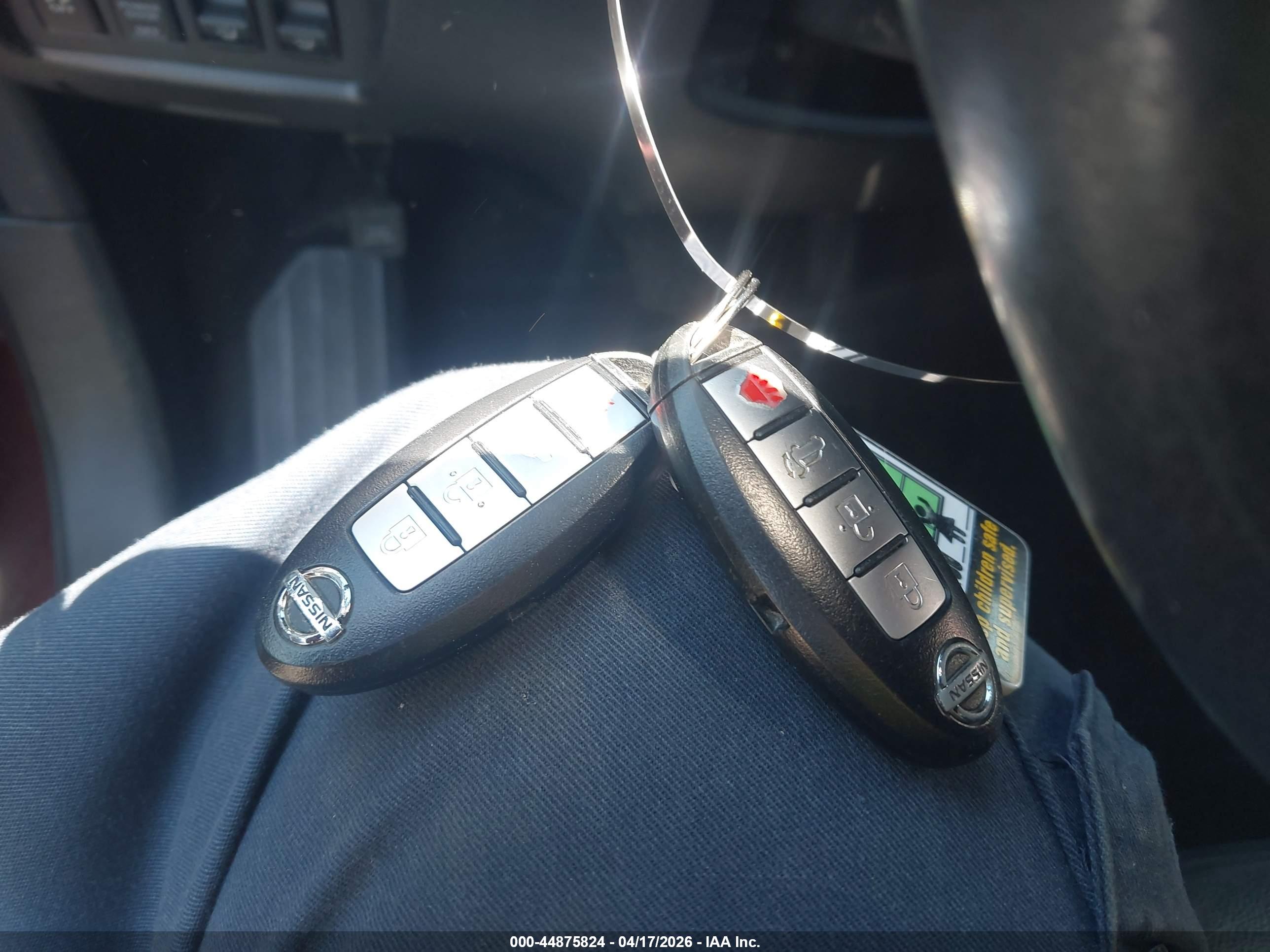 NISSAN MURANO image 11