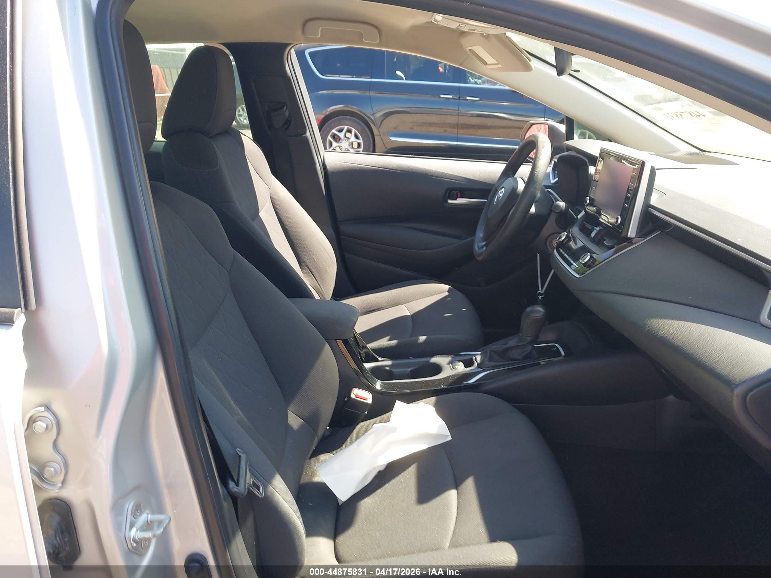 TOYOTA COROLLA image 5