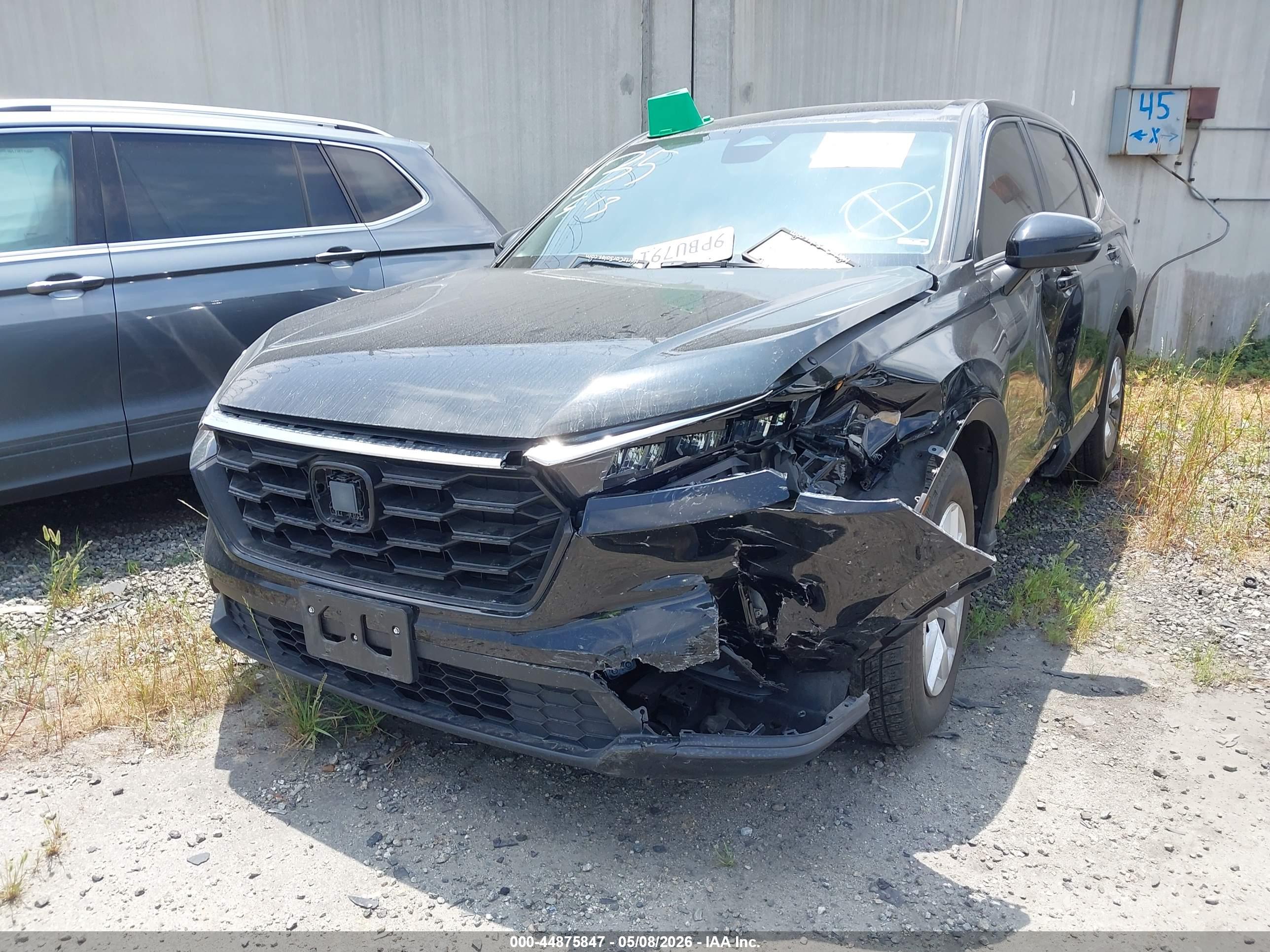 HONDA CR-V image 2