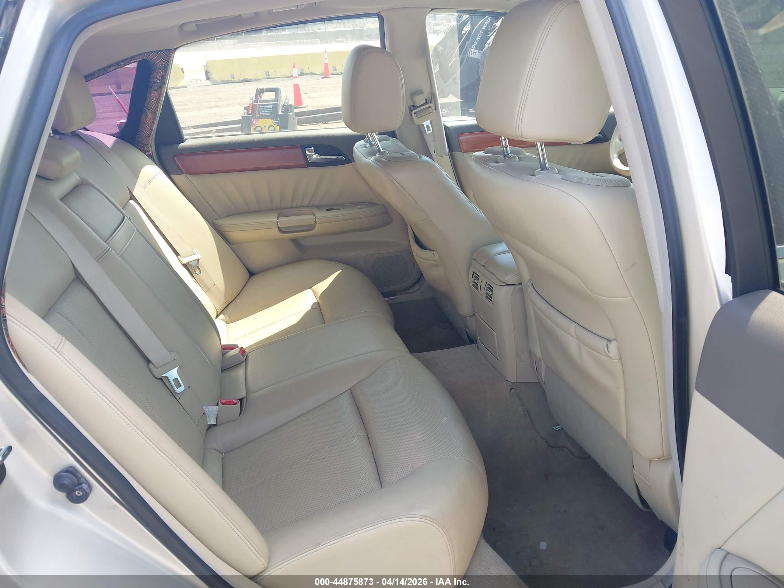 INFINITI M35X image 8