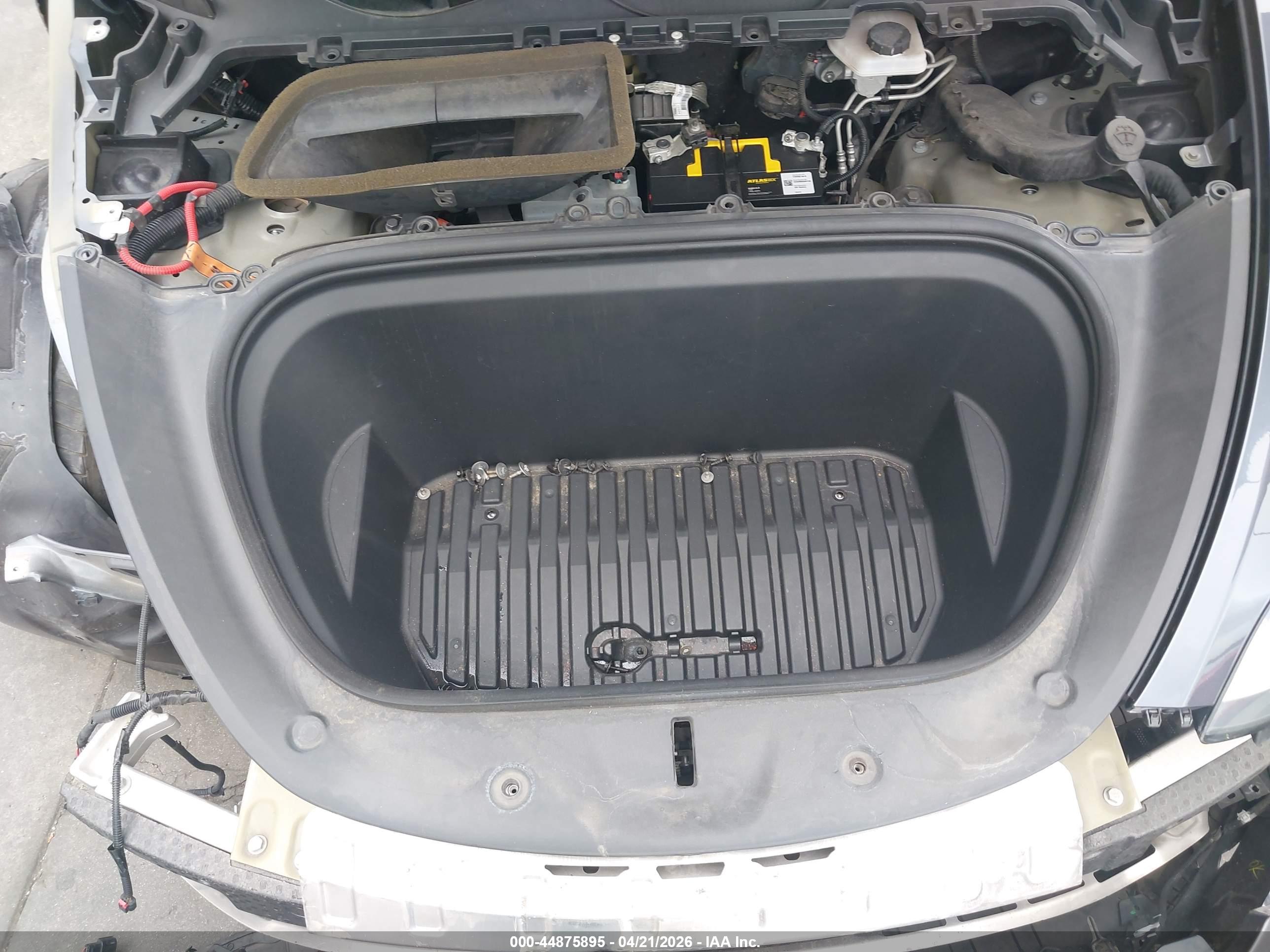 TESLA MODEL image 10