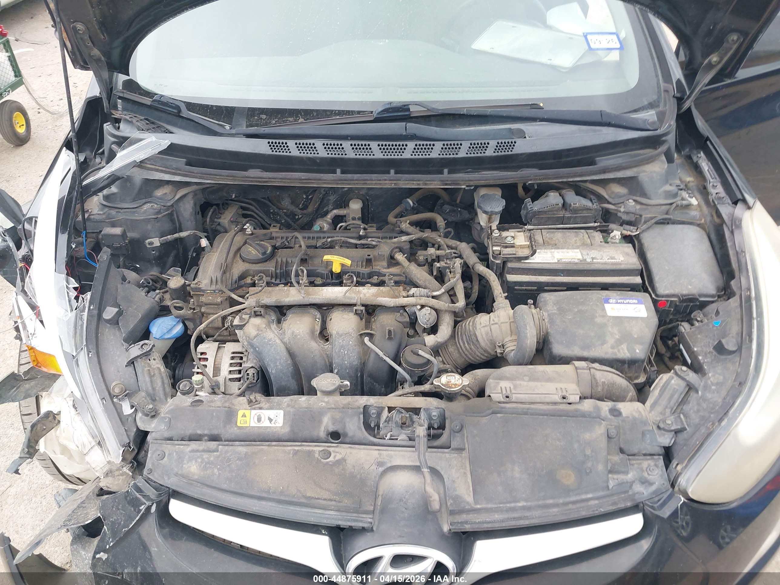 HYUNDAI ELANTRA image 10