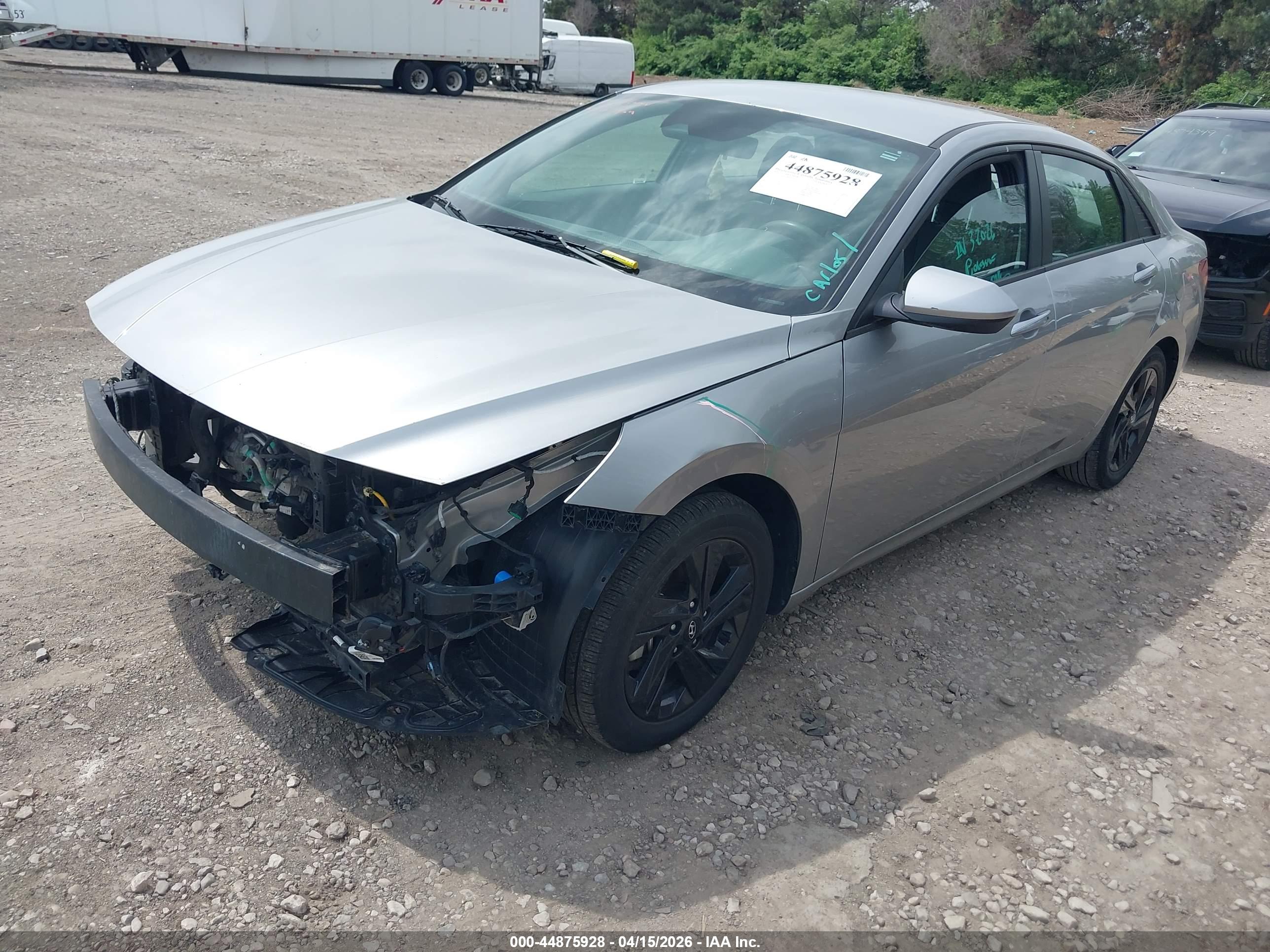 HYUNDAI ELANTRA image 2