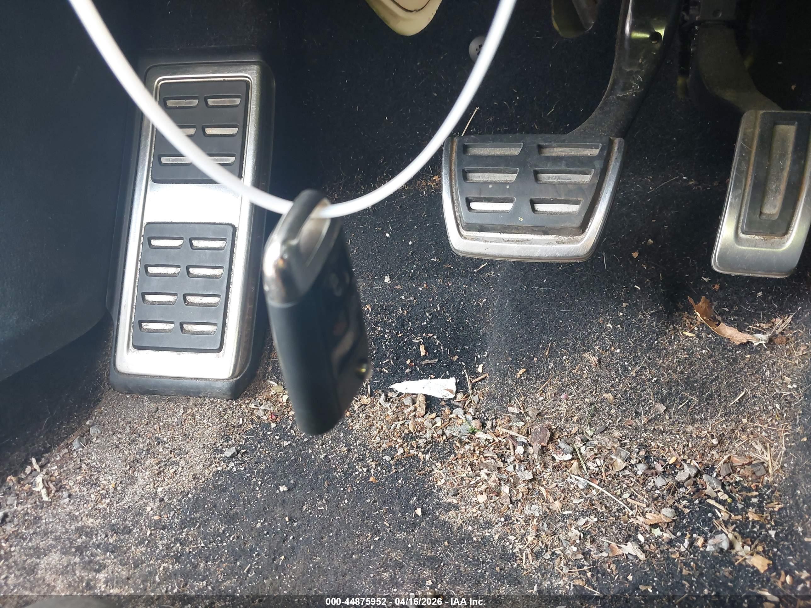 VOLKSWAGEN GOLF image 11