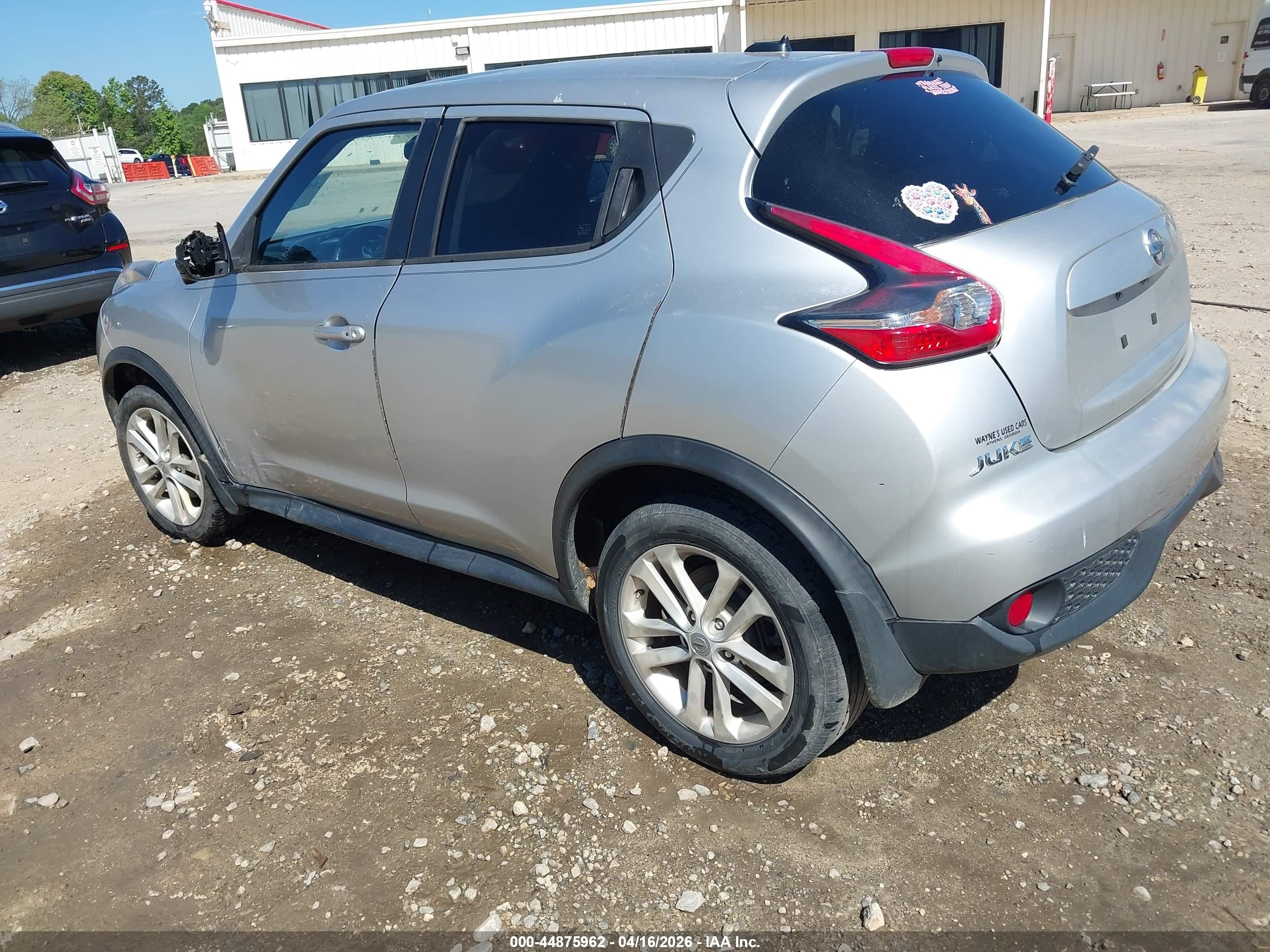 NISSAN JUKE image 3