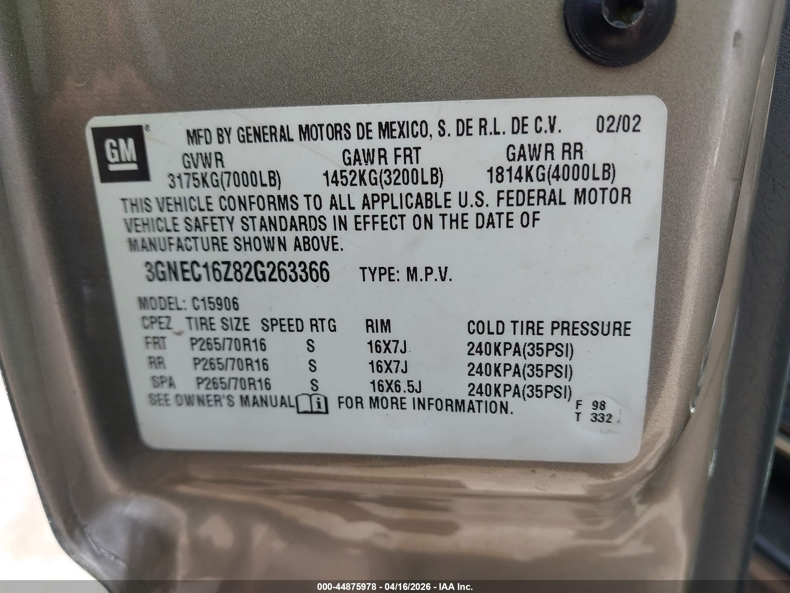 CHEVROLET SUBURBAN image 9